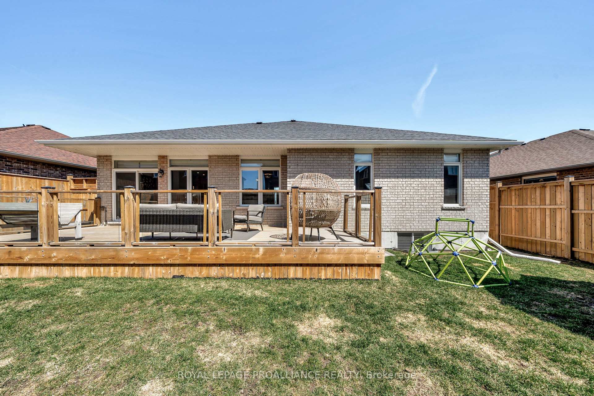 Photo 40 of 16 Hummingbird Drive, Belleville, Thurlow Ward — HOMEH