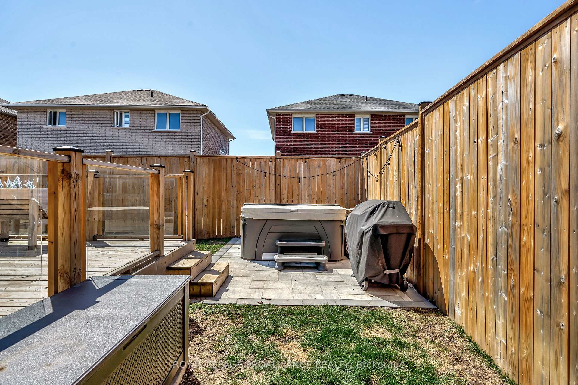 Photo 42 of 16 Hummingbird Drive, Belleville, Thurlow Ward — HOMEH