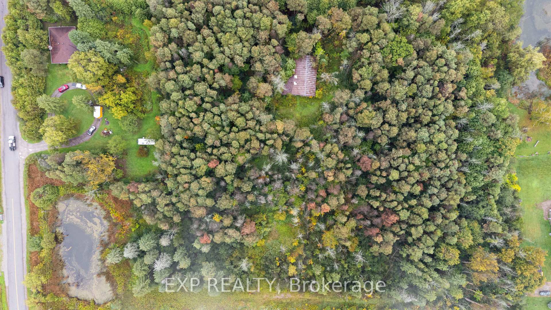 Photo 5 of 707 Foster Drive, Uxbridge, Rural Uxbridge — HOMEH