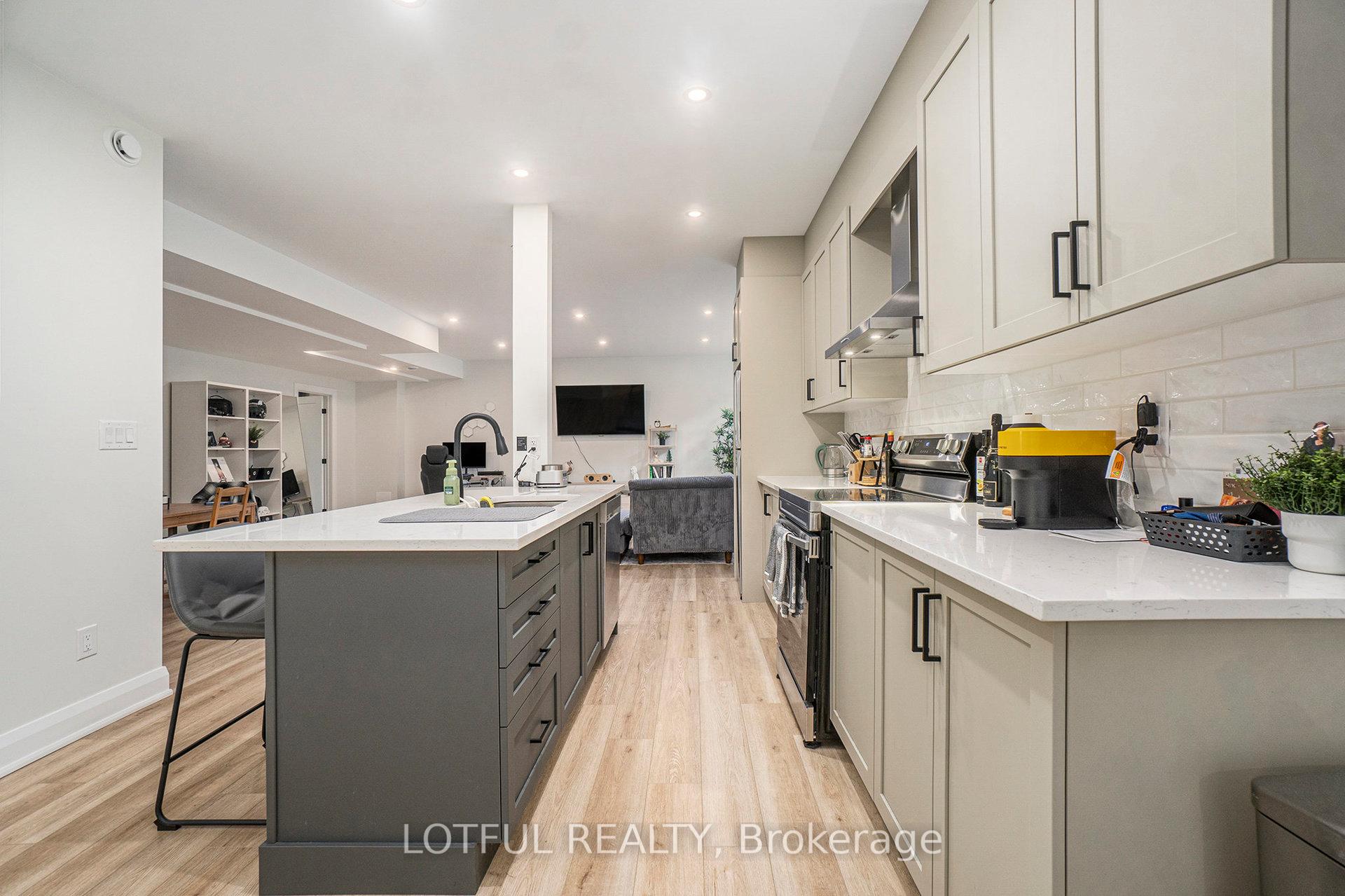 Photo 9 of Unit B, 411 Leighton Terrace, Ottawa, Westboro/Hampton Park — HOMEH