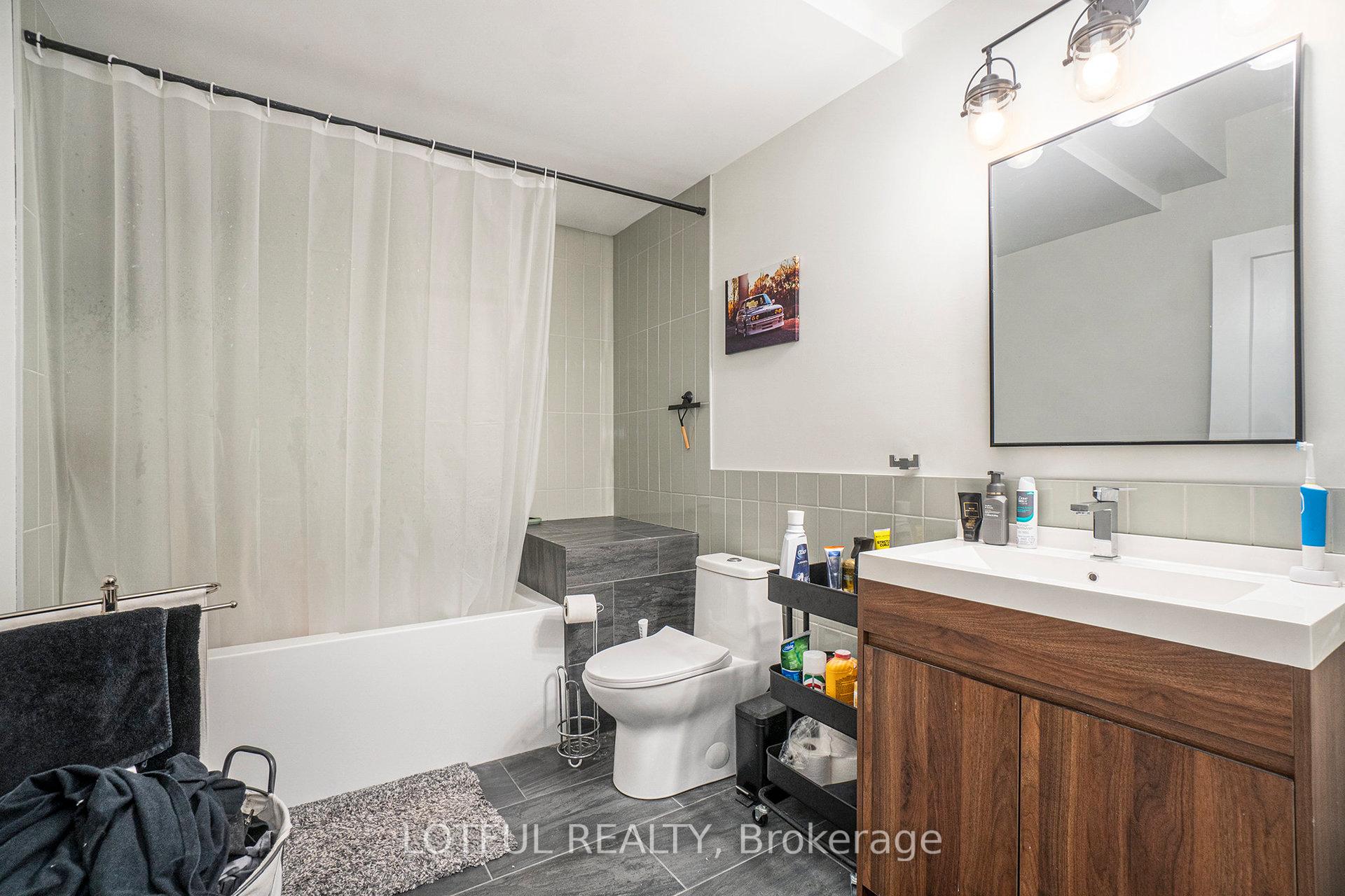 Photo 15 of Unit B, 411 Leighton Terrace, Ottawa, Westboro/Hampton Park — HOMEH