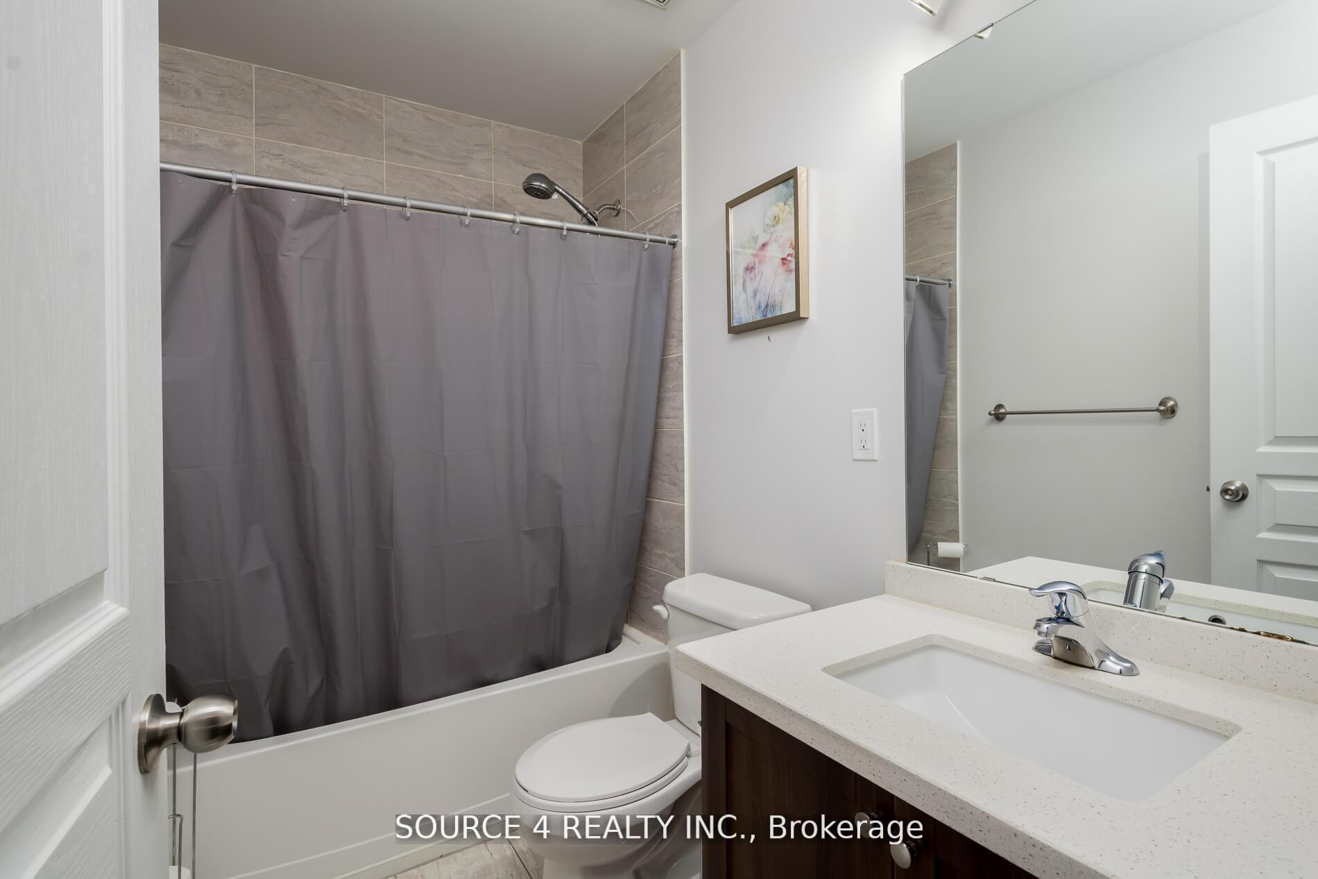 Photo 14 of 129 Barons Street, Vaughan, Kleinburg — HOMEH