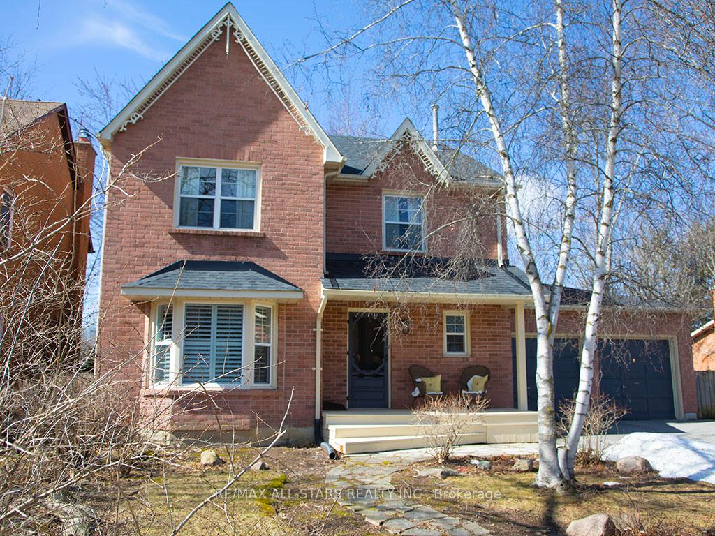 Photo 1 of 40 Carmody Lane, Uxbridge — HOMEH