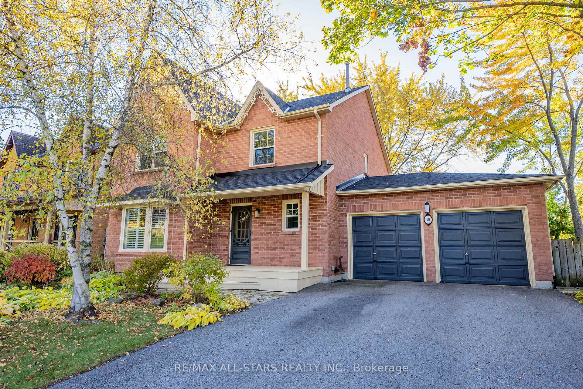 Photo 2 of 40 Carmody Lane, Uxbridge — HOMEH