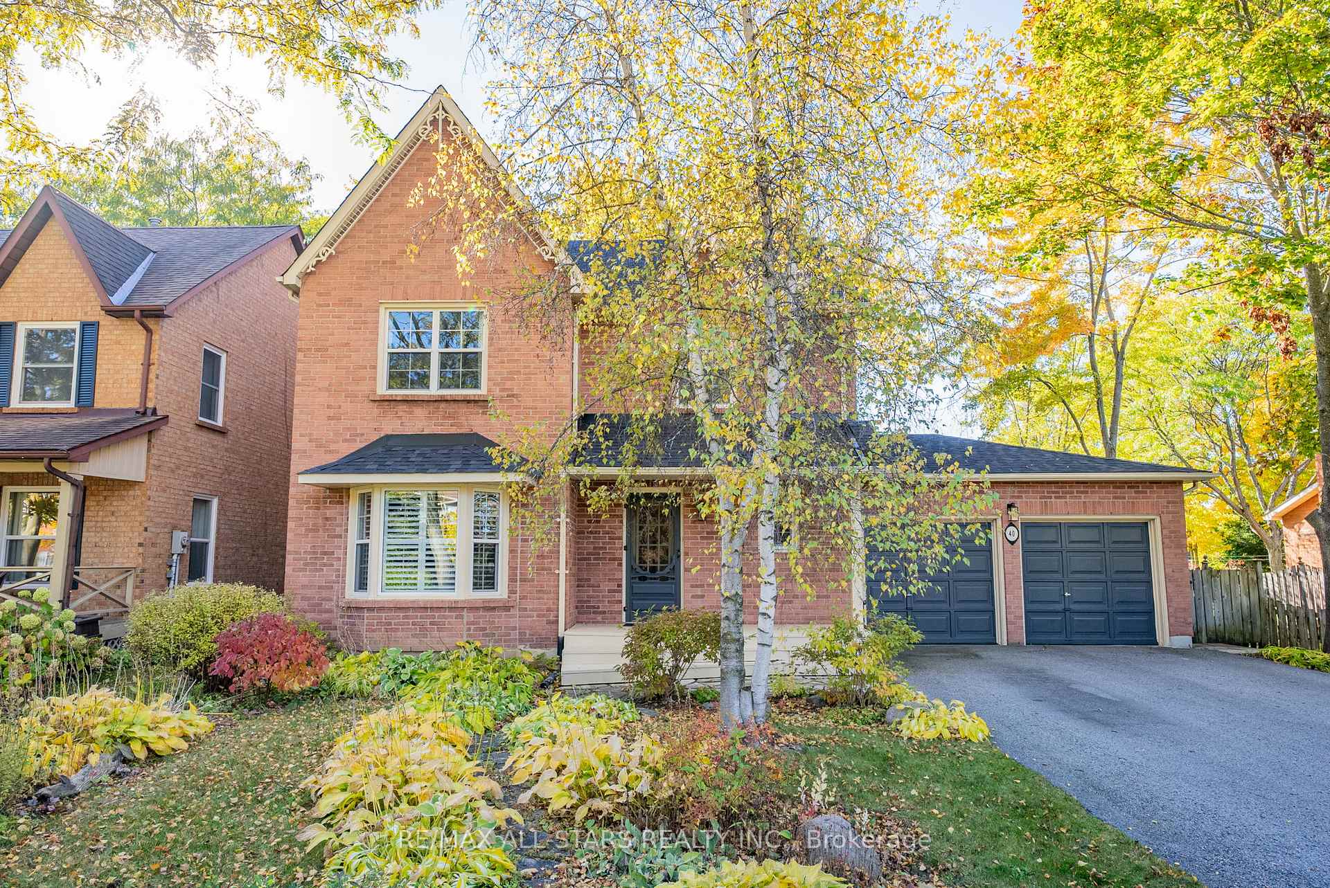 Photo 3 of 40 Carmody Lane, Uxbridge — HOMEH