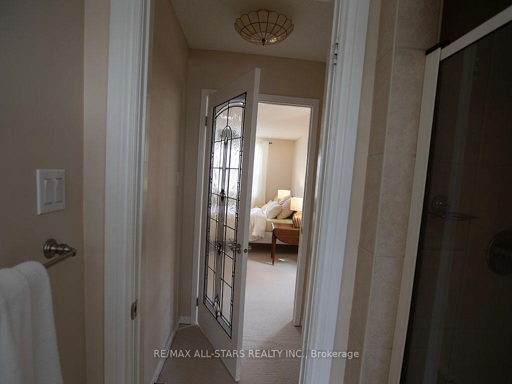 Photo 35 of 40 Carmody Lane, Uxbridge — HOMEH