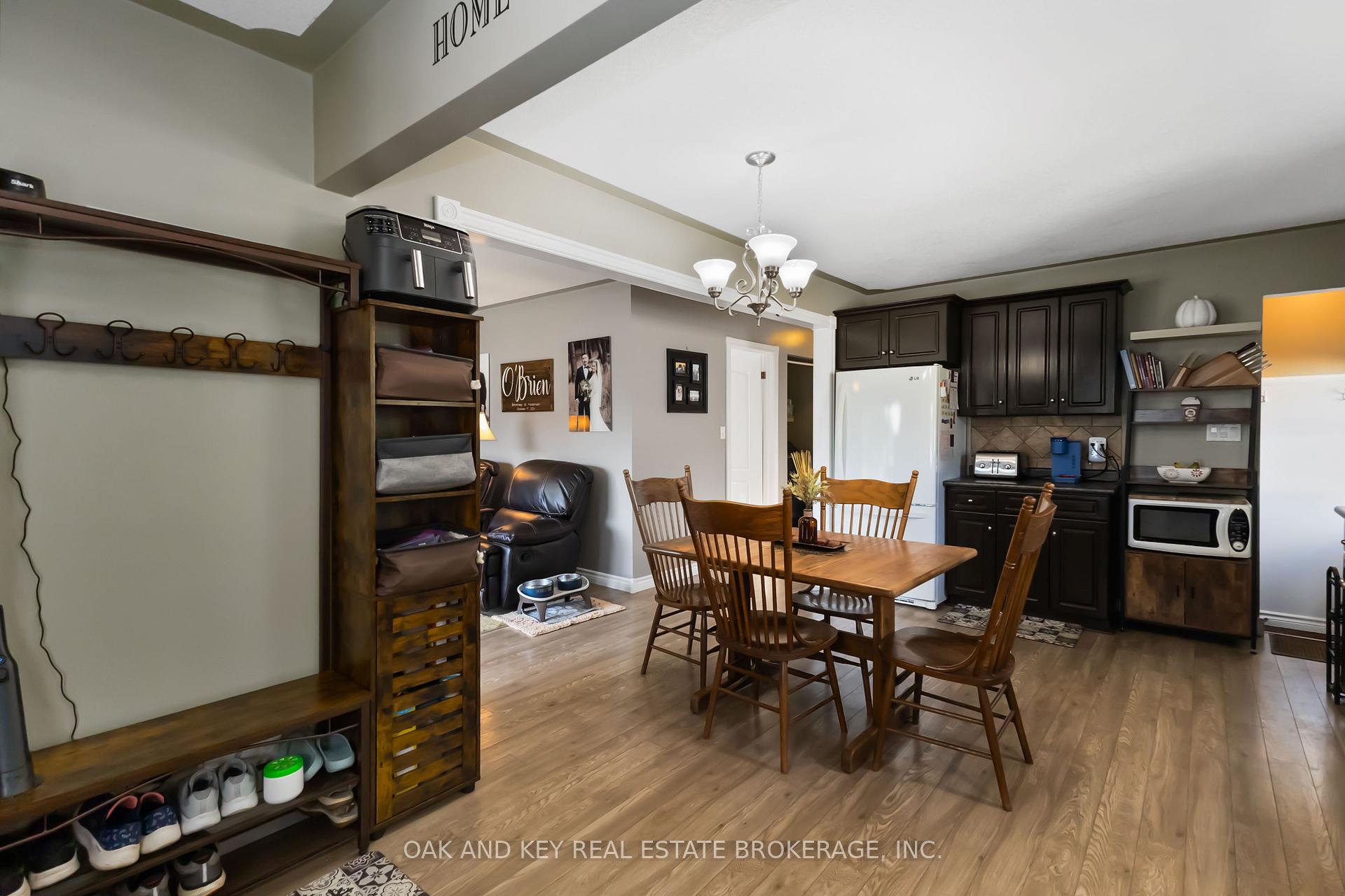 Photo 9 of 8 Grace Court, Aylmer — HOMEH