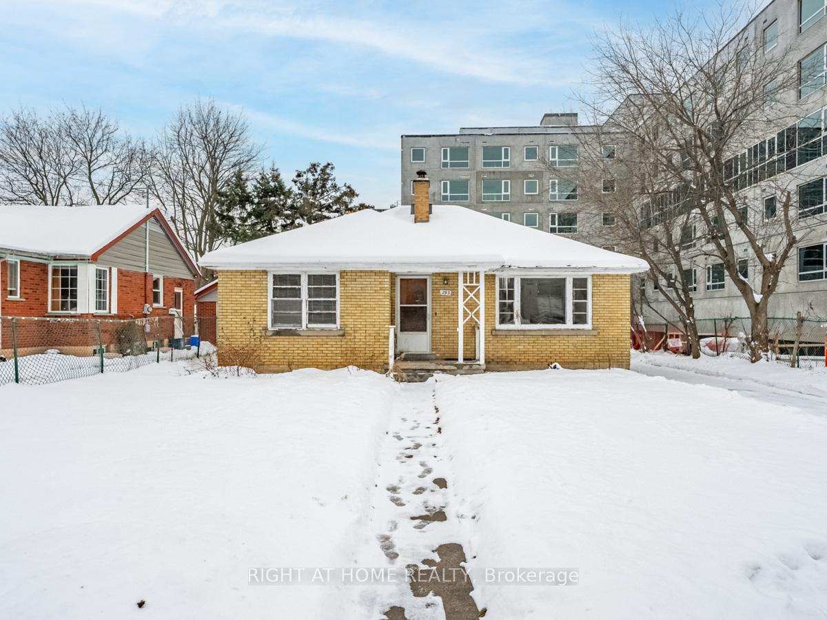 Photo 2 of 293 Albert Street, Waterloo, Downtown Waterloo — HOMEH