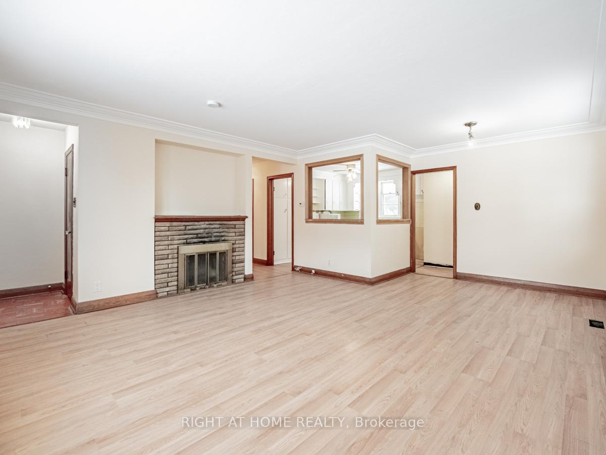 Photo 7 of 293 Albert Street, Waterloo, Downtown Waterloo — HOMEH