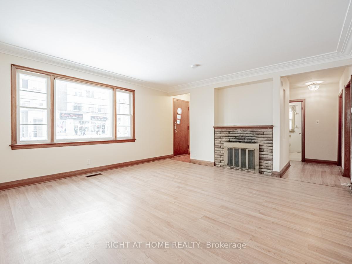 Photo 8 of 293 Albert Street, Waterloo, Downtown Waterloo — HOMEH