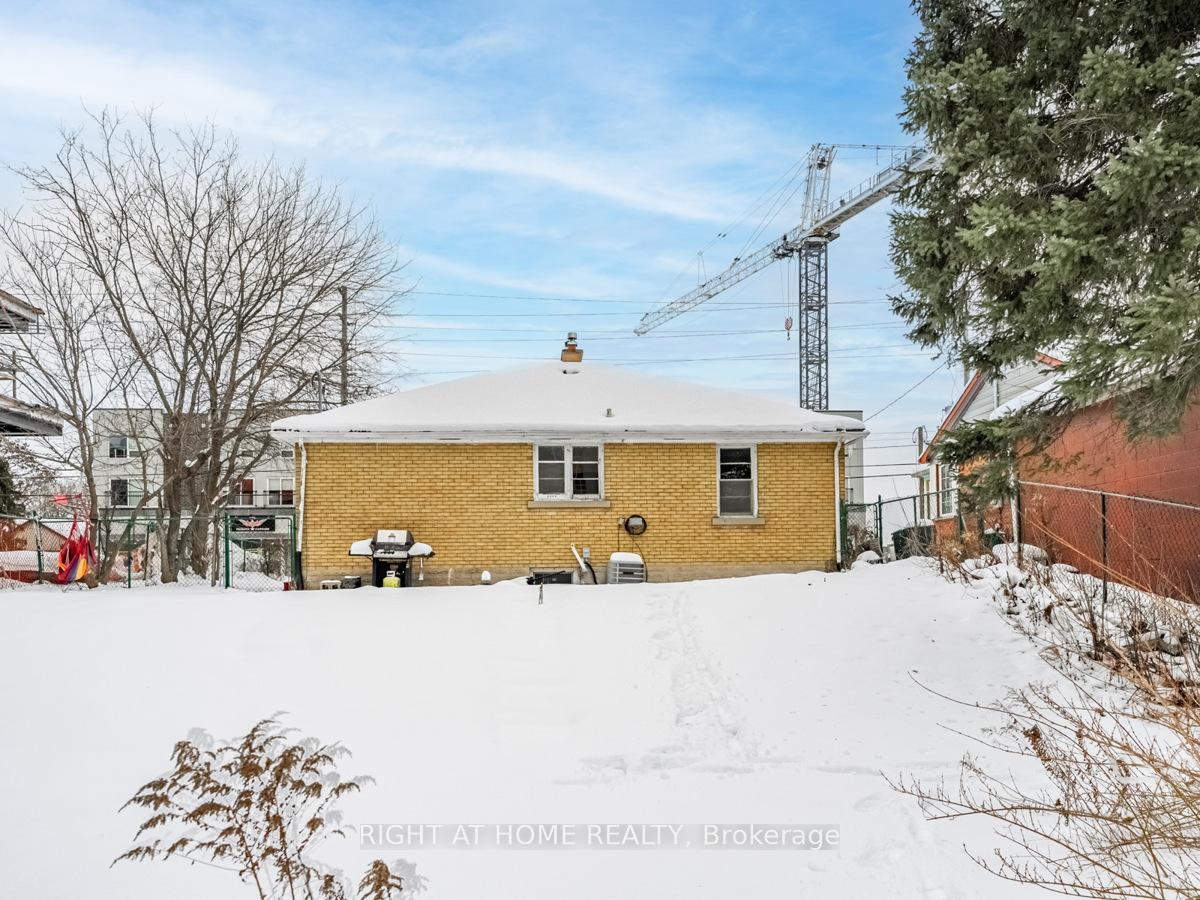 Photo 37 of 293 Albert Street, Waterloo, Downtown Waterloo — HOMEH