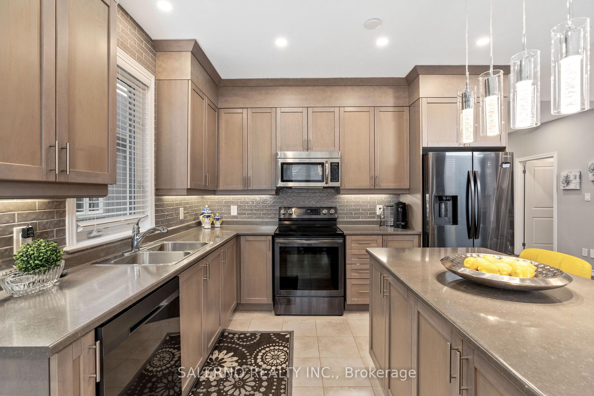 Photo 12 of 92 Allegra Drive, Wasaga Beach — HOMEH