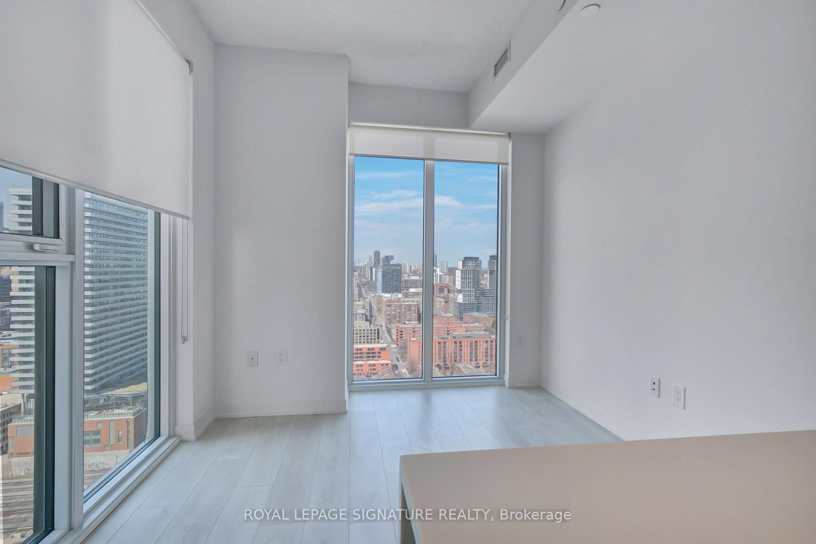 Photo 8 of Unit 2208, 20 Richardson St, Toronto, Waterfront Communities — HOMEH