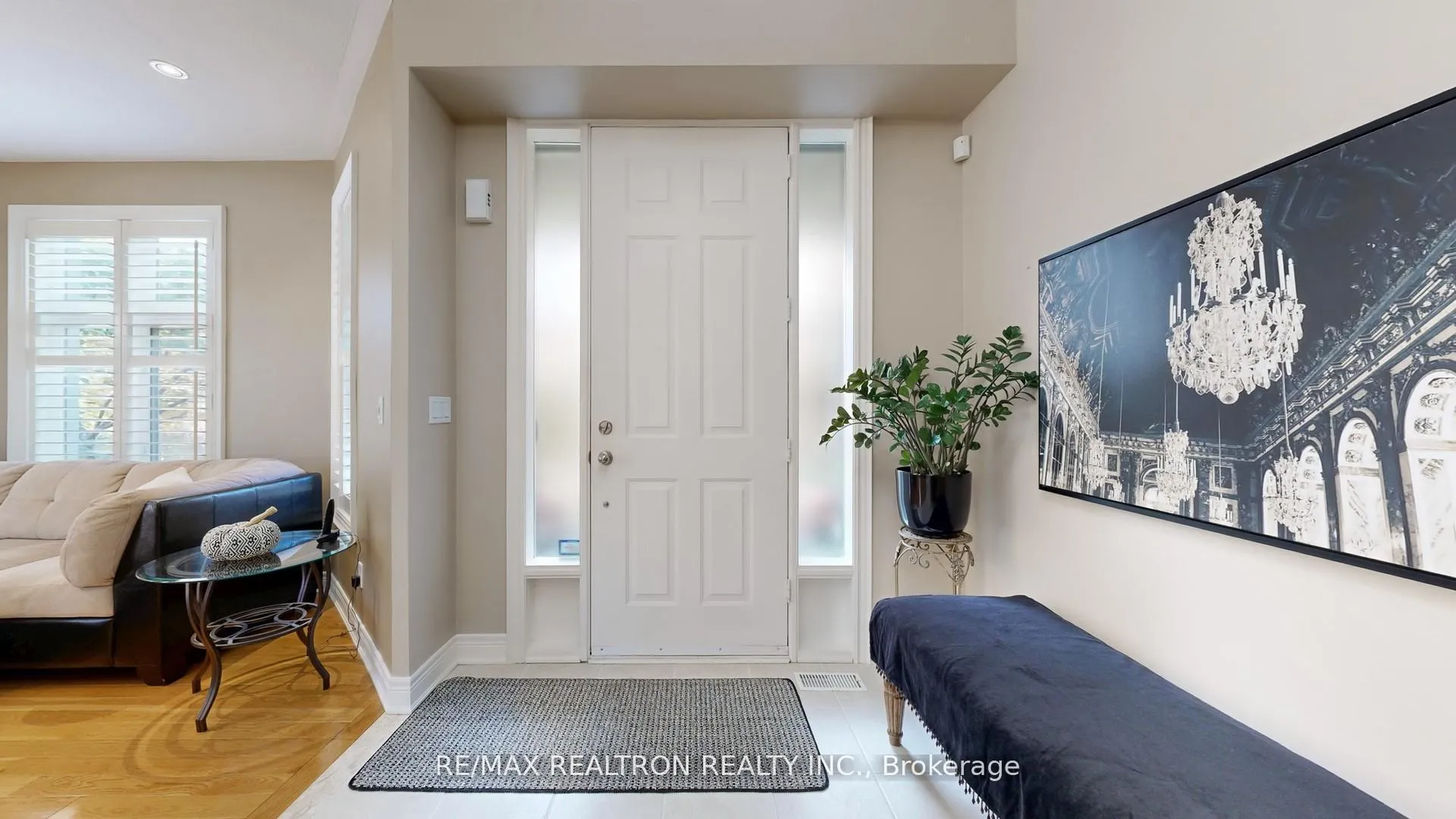 Photo 5 of 85 Vittorio De Luca Drive, Vaughan, East Woodbridge — HOMEH