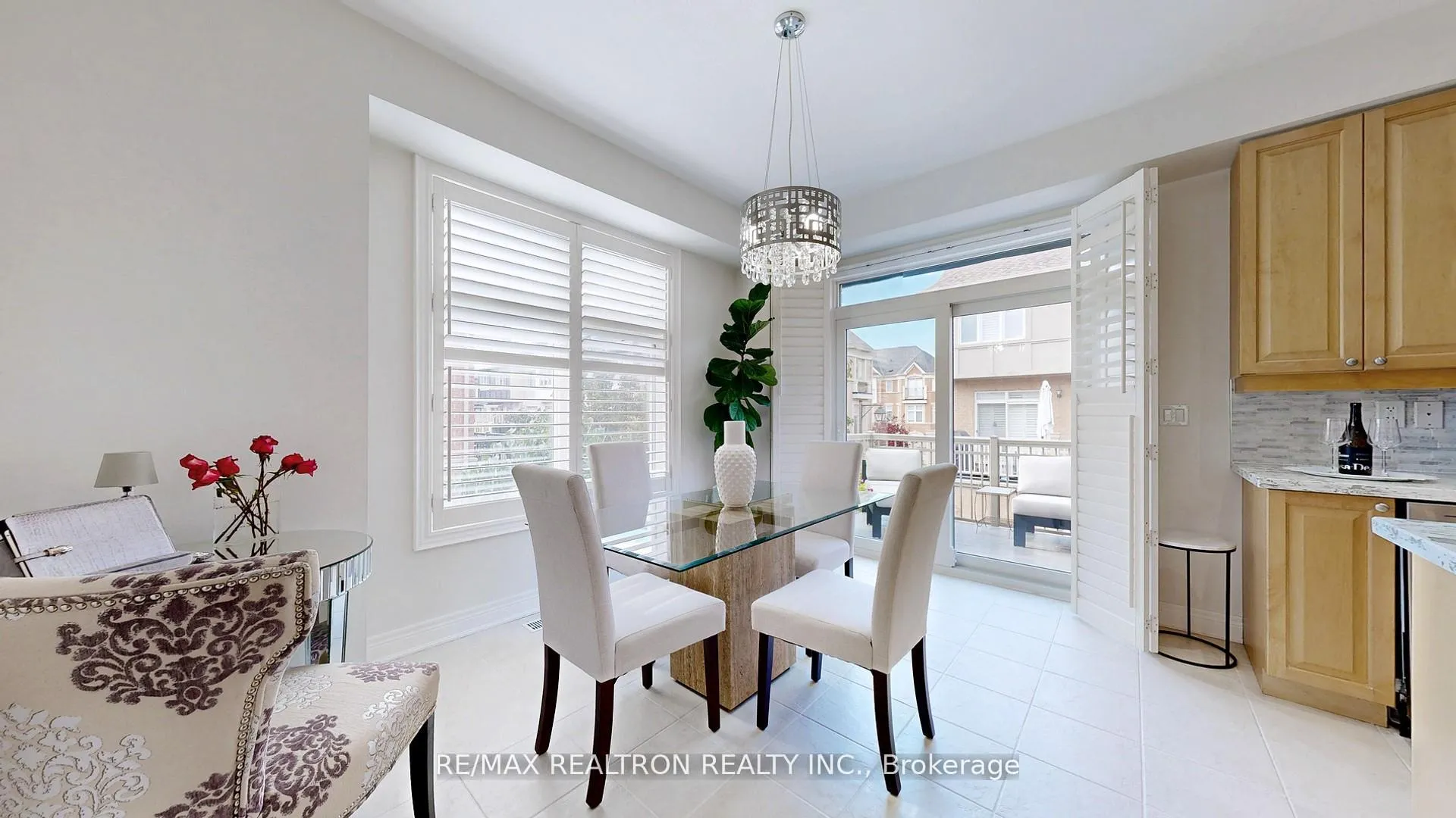 Photo 21 of 85 Vittorio De Luca Drive, Vaughan, East Woodbridge — HOMEH