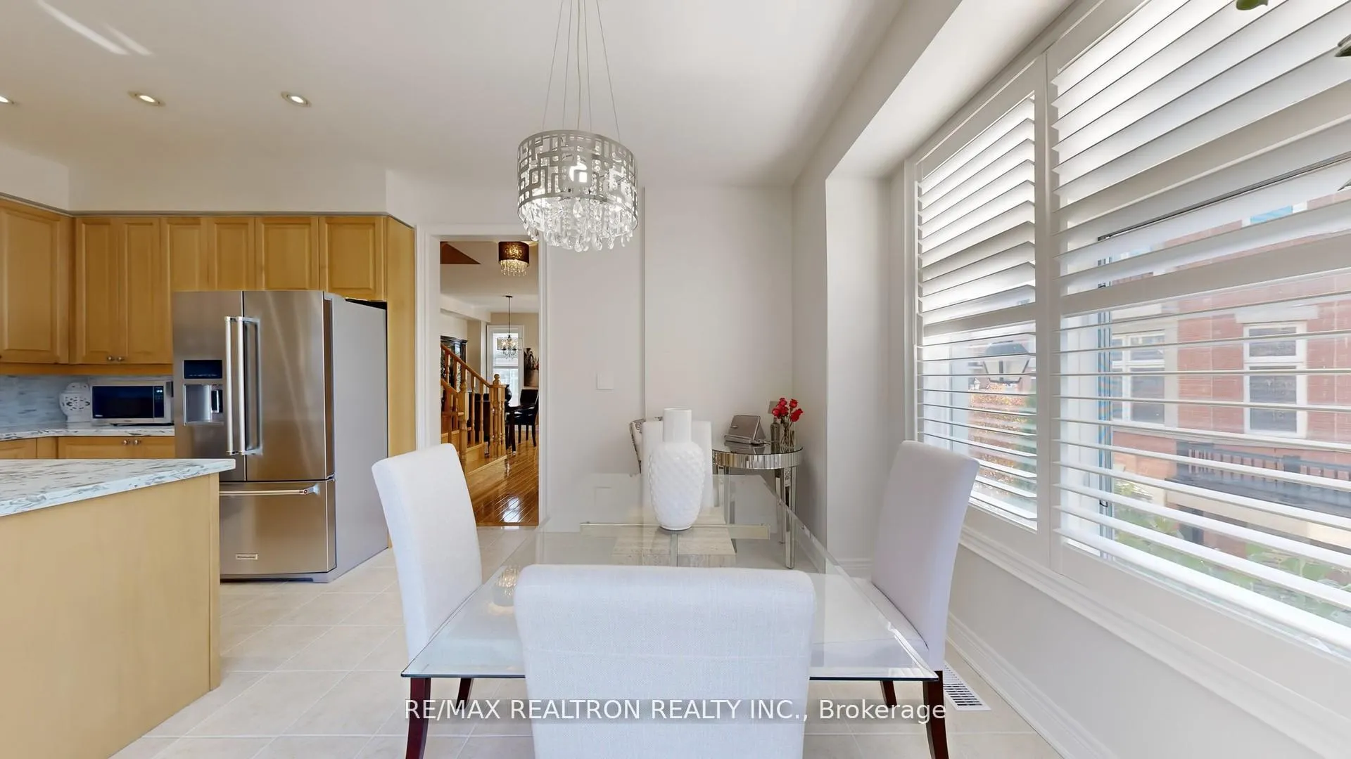 Photo 23 of 85 Vittorio De Luca Drive, Vaughan, East Woodbridge — HOMEH