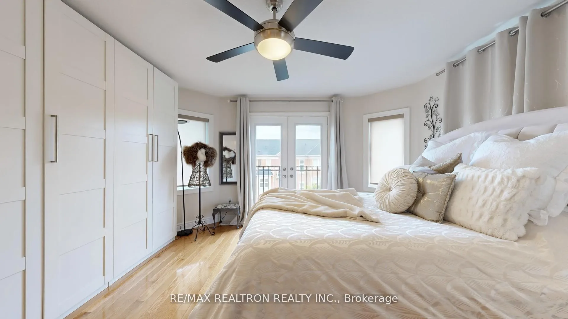 Photo 31 of 85 Vittorio De Luca Drive, Vaughan, East Woodbridge — HOMEH