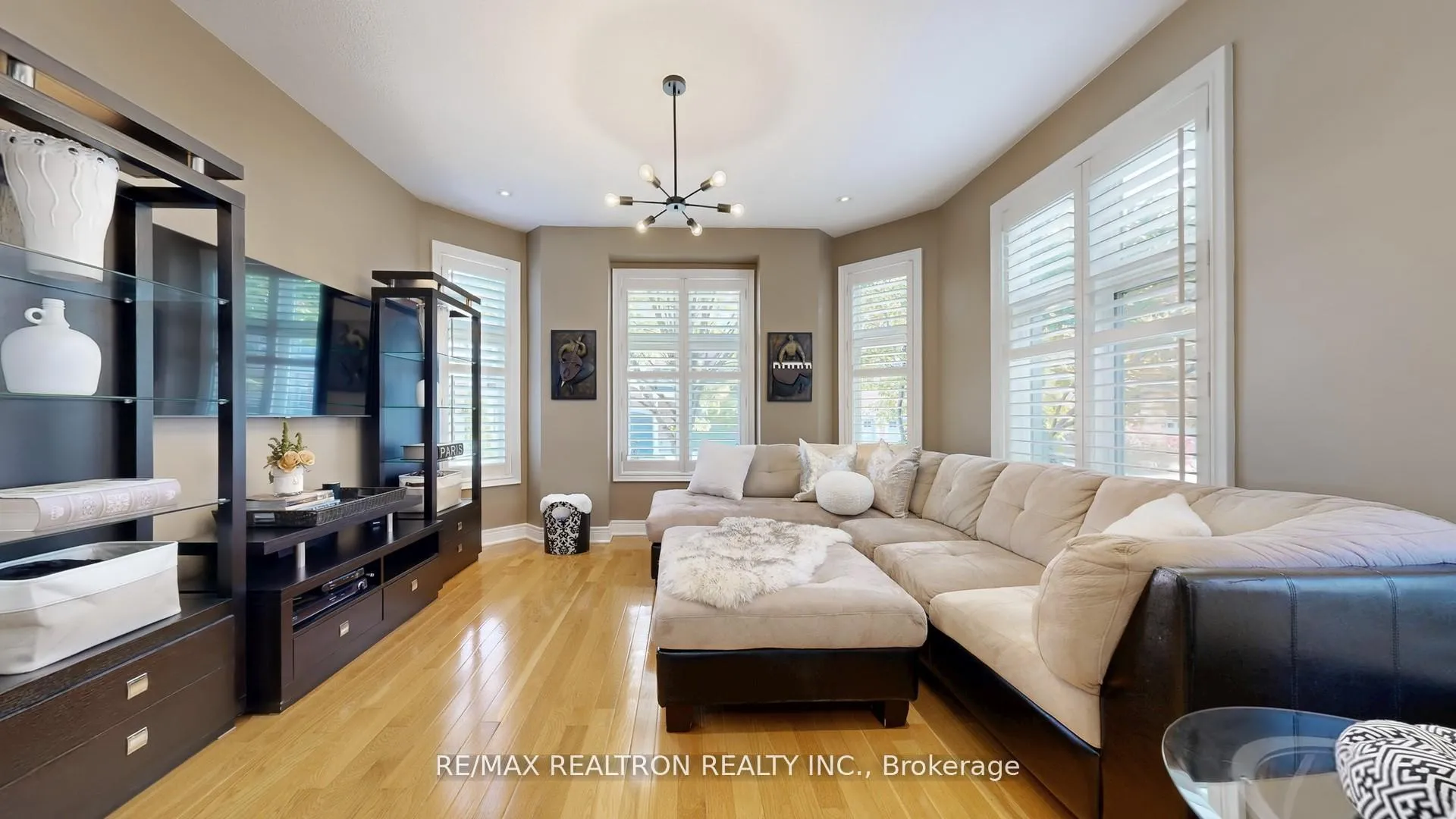 Photo 40 of 85 Vittorio De Luca Drive, Vaughan, East Woodbridge — HOMEH