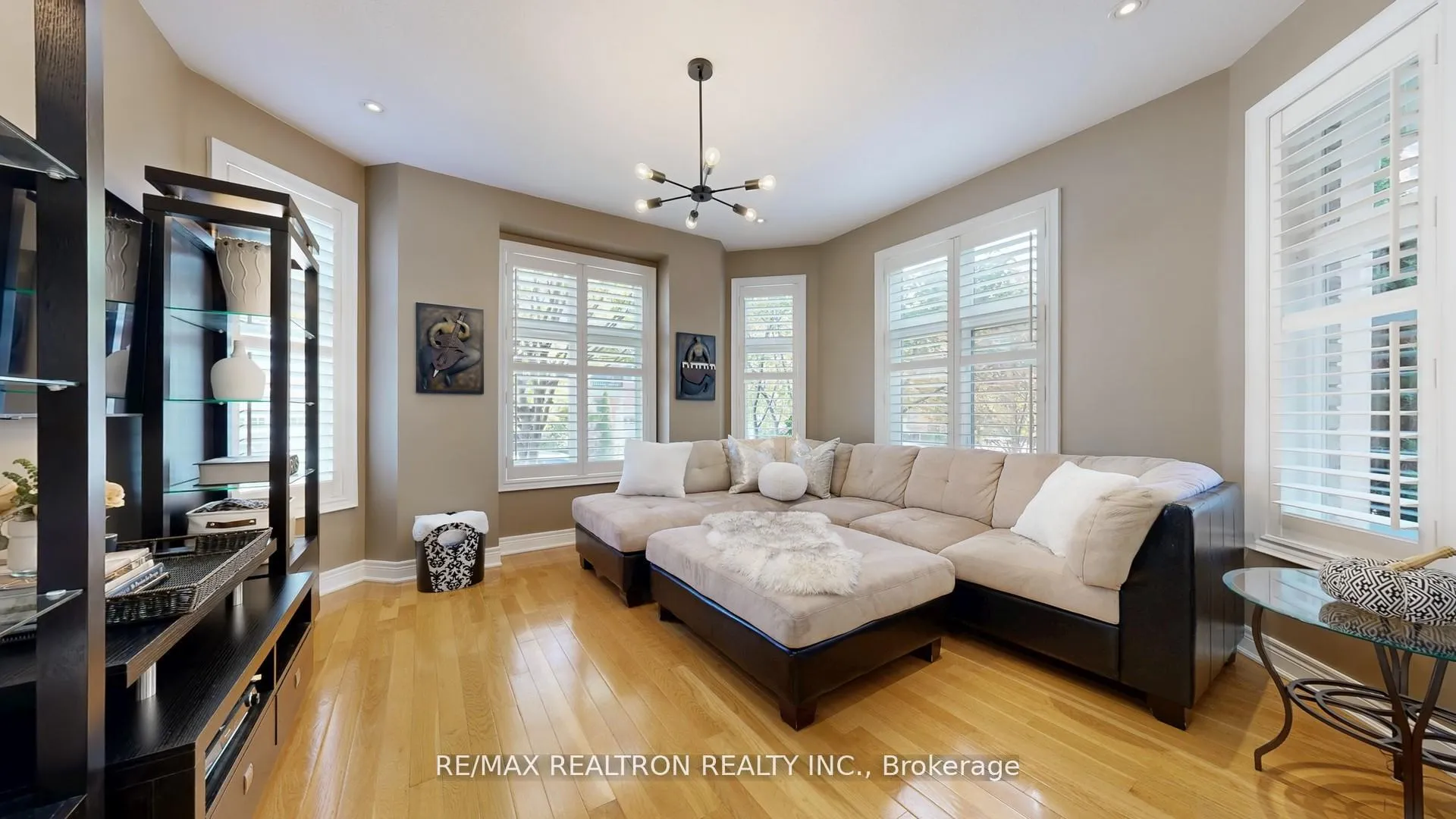 Photo 41 of 85 Vittorio De Luca Drive, Vaughan, East Woodbridge — HOMEH