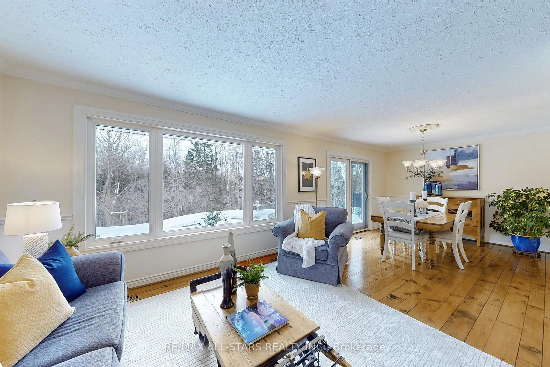 Photo 21 of 4 Deerfoot Drive, Uxbridge, Rural Uxbridge — HOMEH