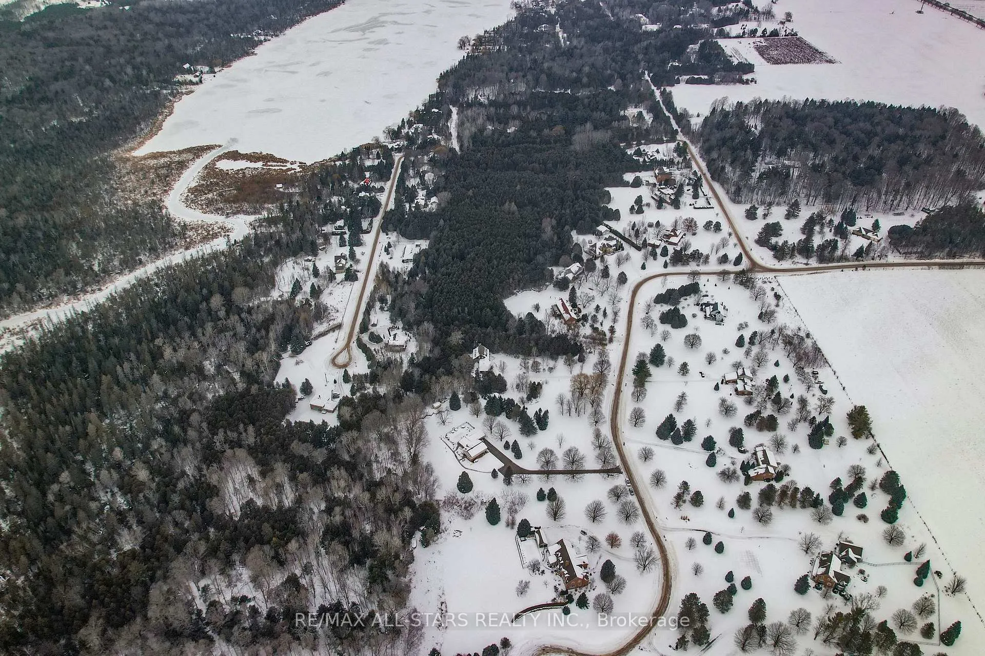Photo 50 of 4 Deerfoot Drive, Uxbridge, Rural Uxbridge — HOMEH