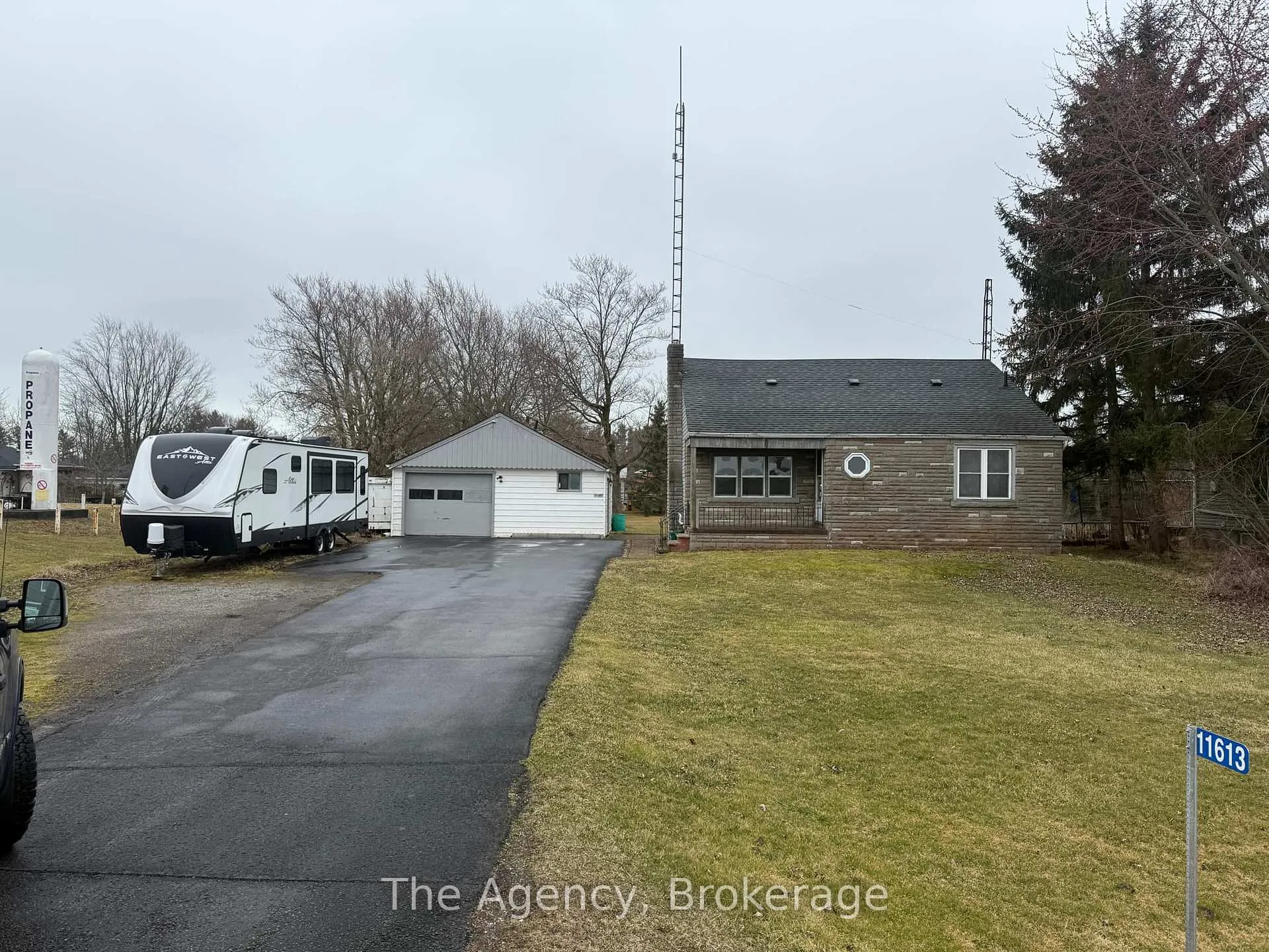 Photo 44 of 11613 Highway 3, Wainfleet, Marshville/Winger — HOMEH
