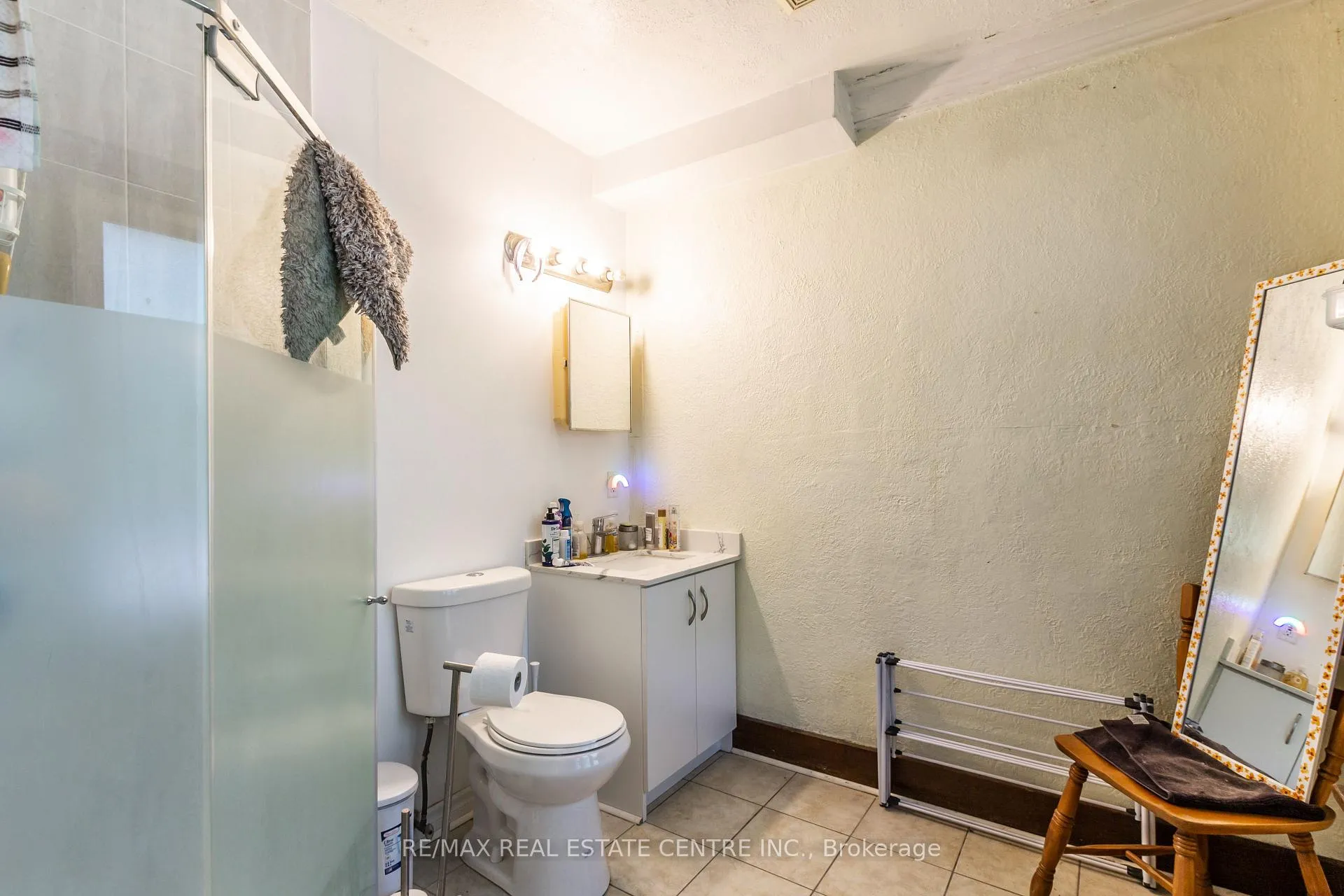 Photo 3 of 178 Erb Street W, Waterloo — HOMEH