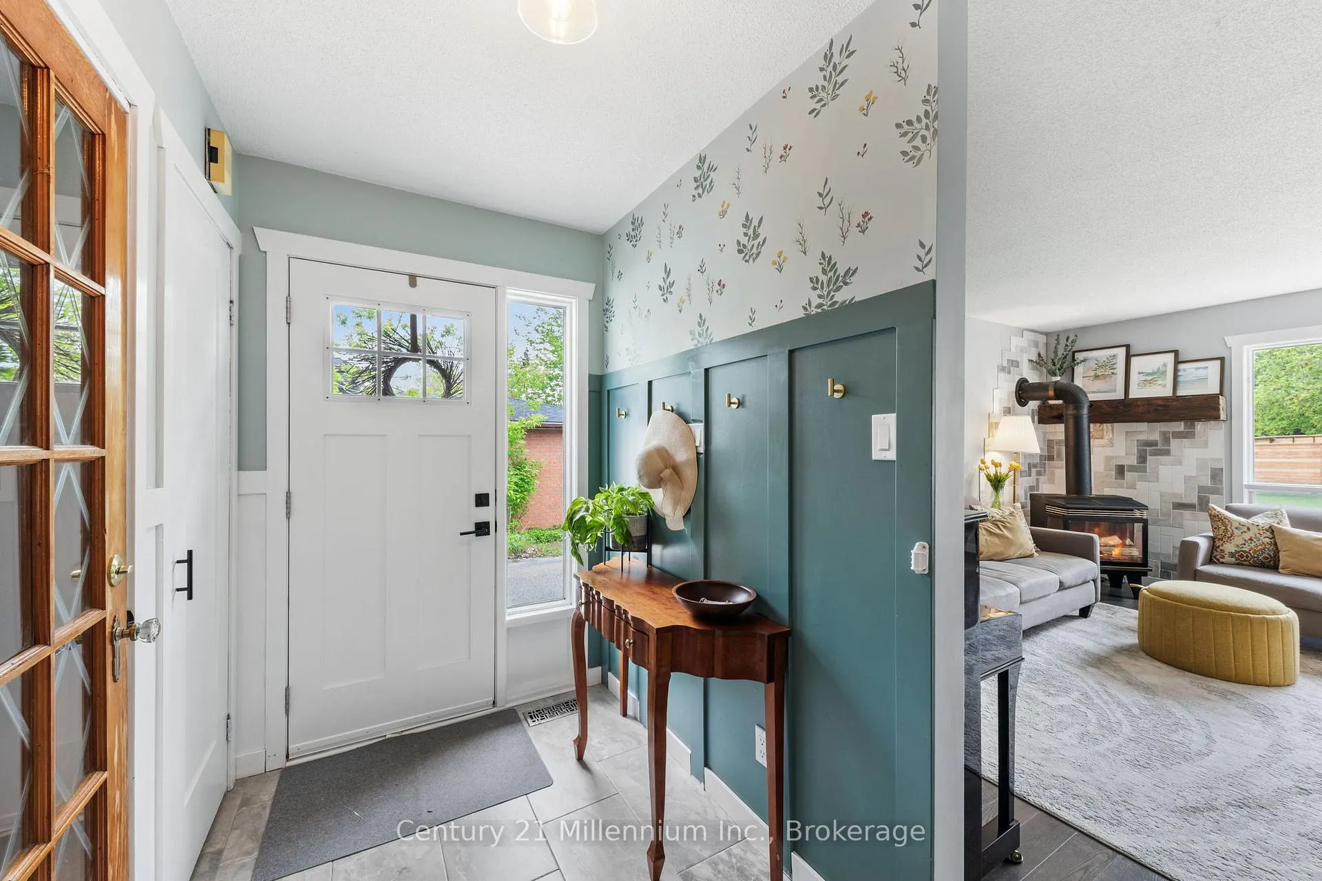 Photo 5 of 108 Ansley Road, Wasaga Beach — HOMEH