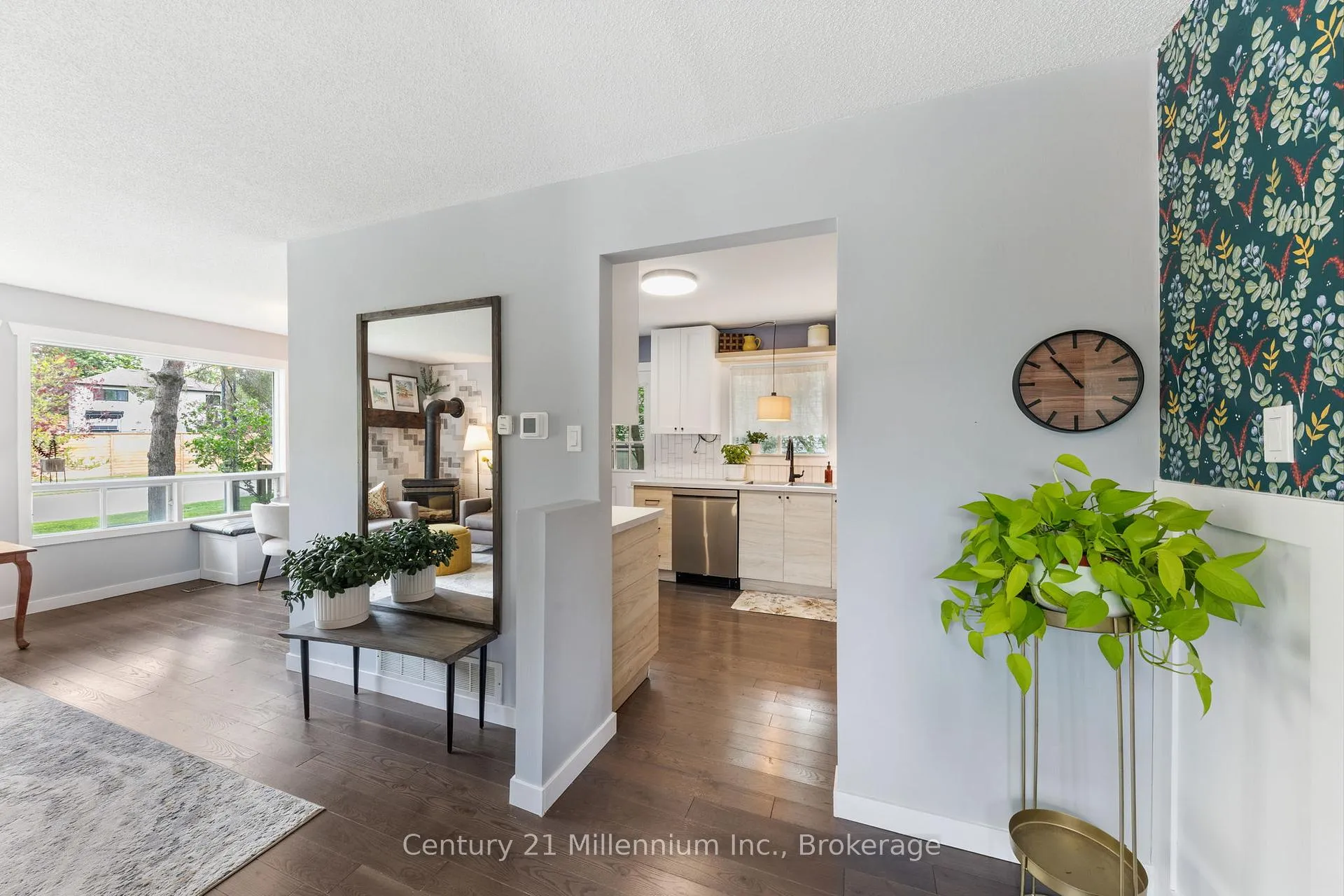 Photo 6 of 108 Ansley Road, Wasaga Beach — HOMEH