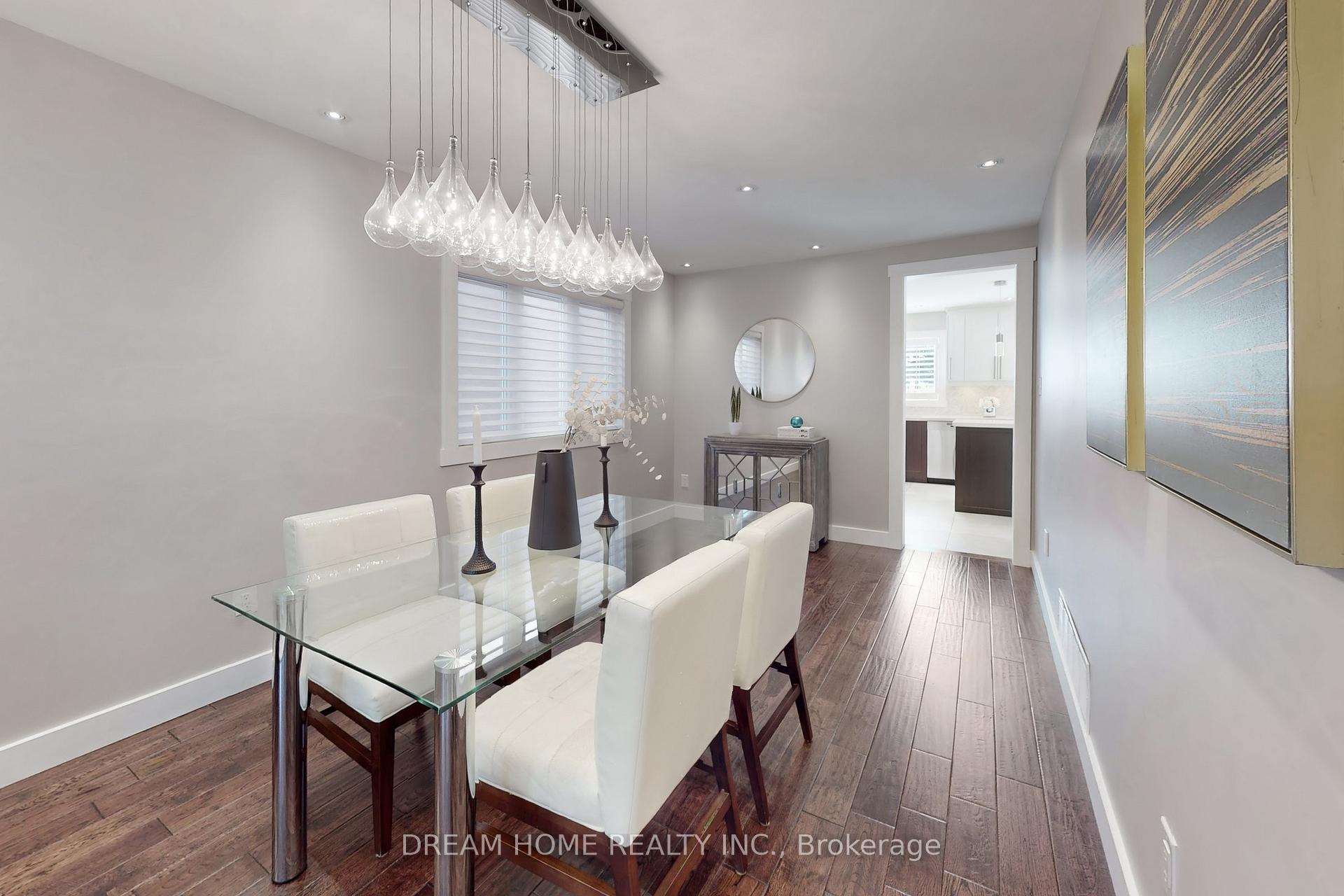 Photo 6 of 47 Venetian Crescent, Vaughan, East Woodbridge — HOMEH