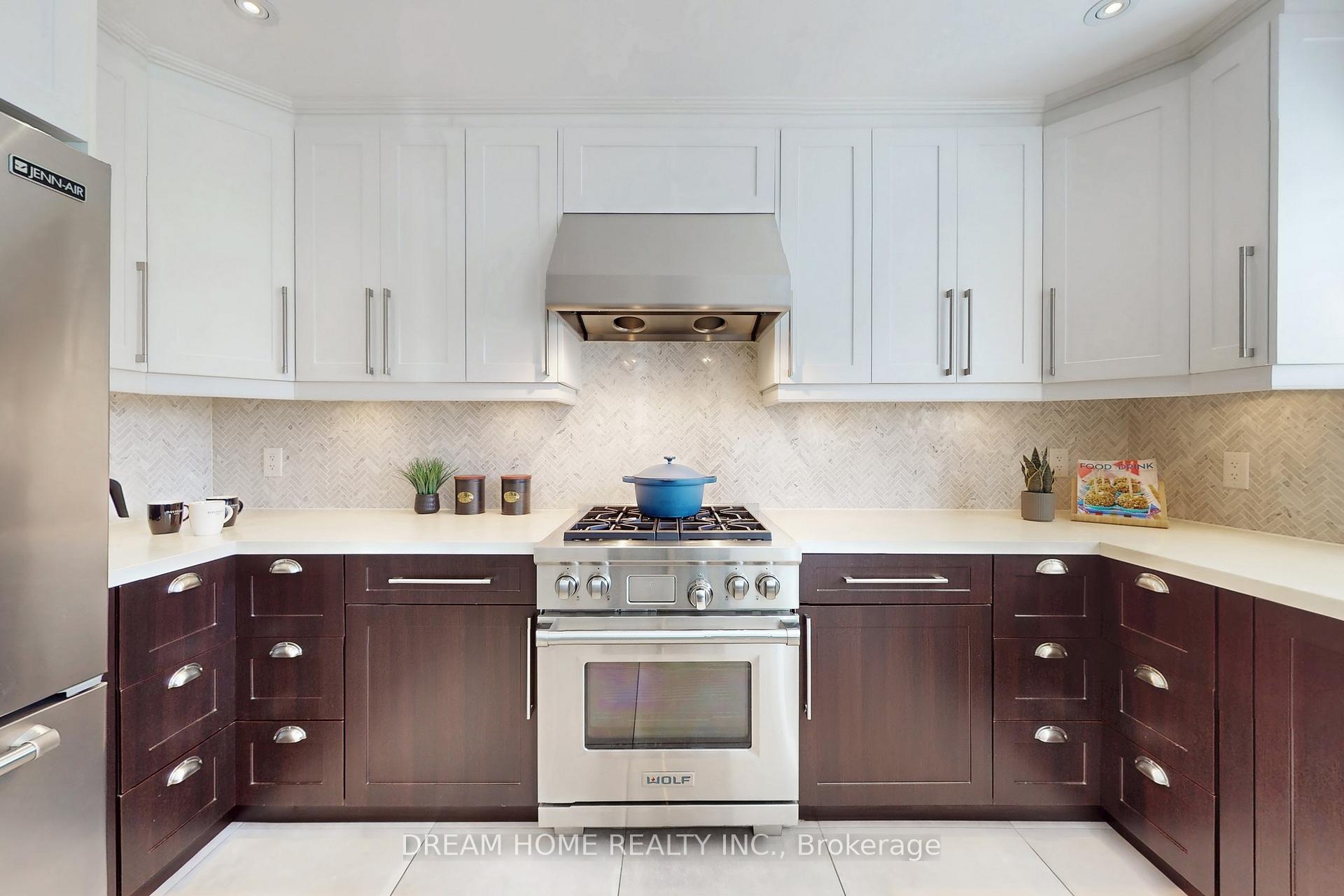 Photo 9 of 47 Venetian Crescent, Vaughan, East Woodbridge — HOMEH
