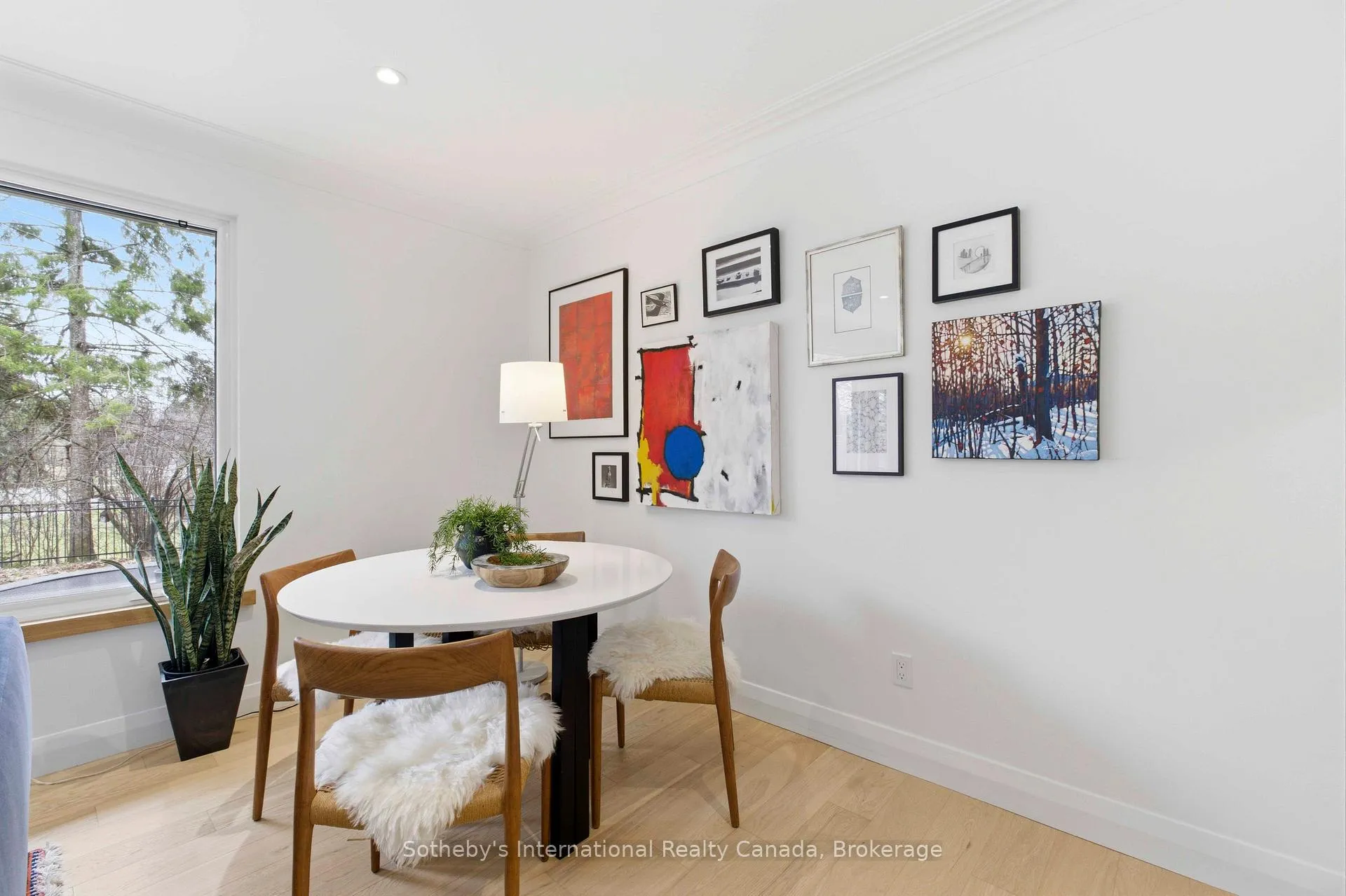 Photo 13 of 189 Forsyth Drive, Waterloo — HOMEH