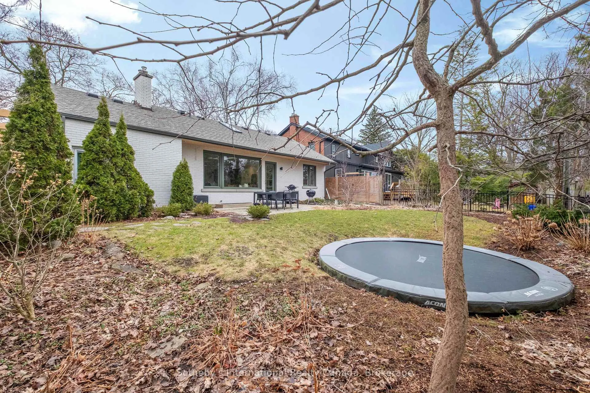Photo 31 of 189 Forsyth Drive, Waterloo — HOMEH