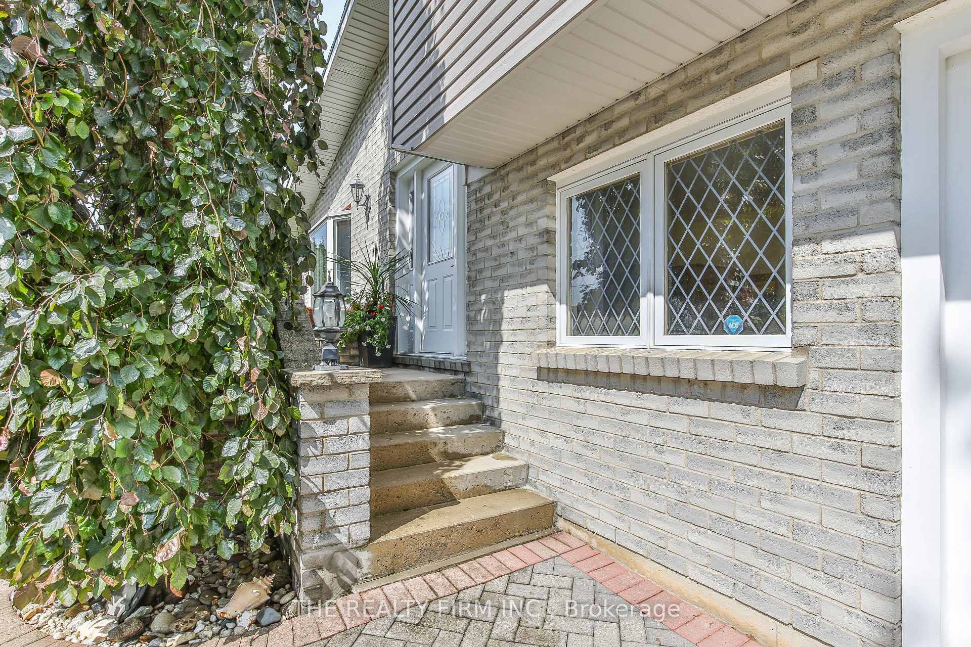 Photo 4 of 169 Gilbert Street, West Elgin, West Lorne — HOMEH