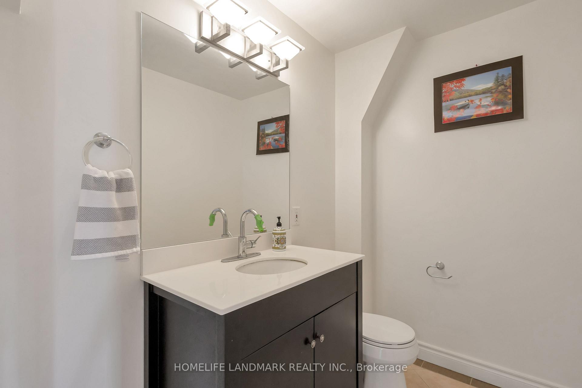 Photo 14 of 402 Woodrow Drive, Waterloo — HOMEH