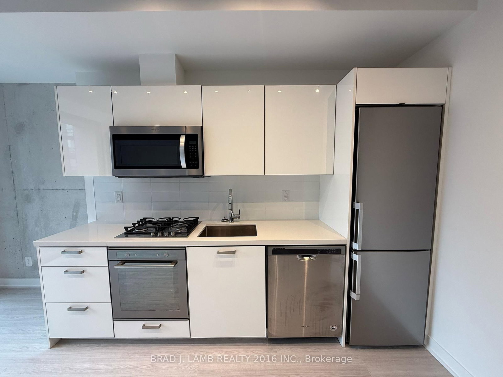 Photo 9 of Unit 417, 55 Ontario St, Toronto, Moss Park — HOMEH