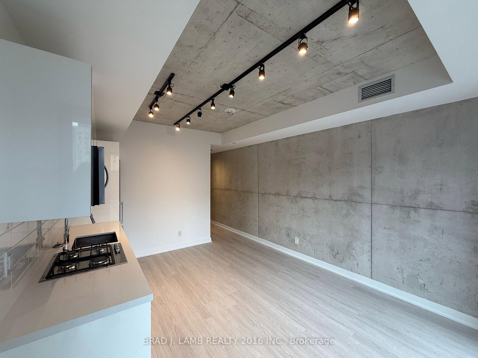 Photo 5 of Unit 417, 55 Ontario St, Toronto, Moss Park — HOMEH
