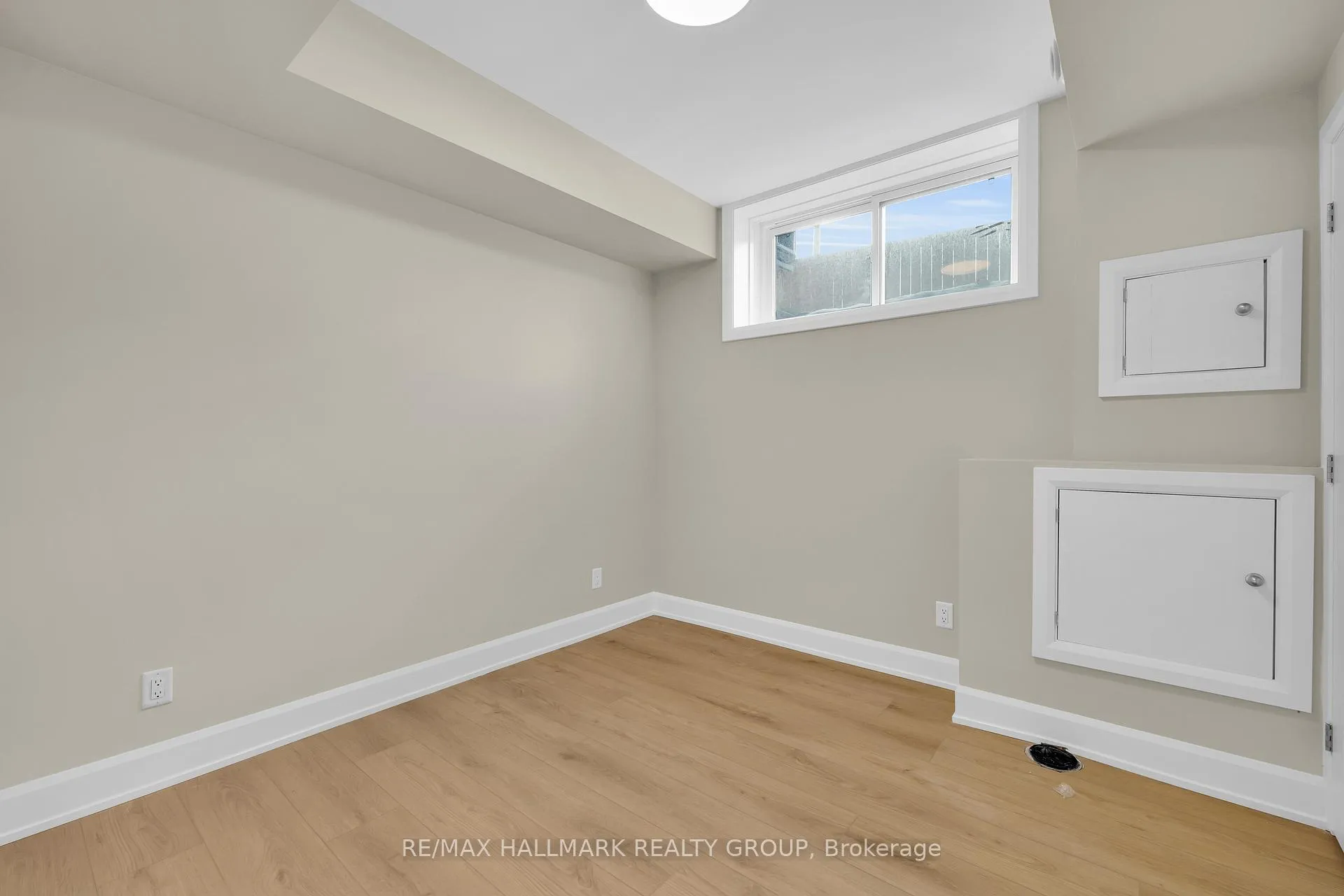 Photo 6 of 505 Dawson - B Avenue, Ottawa, Westboro West — HOMEH