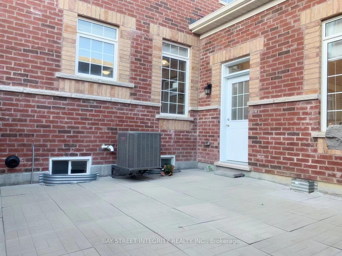 Photo 20 of 213 East's Corners Boulevard, Vaughan, Kleinburg — HOMEH