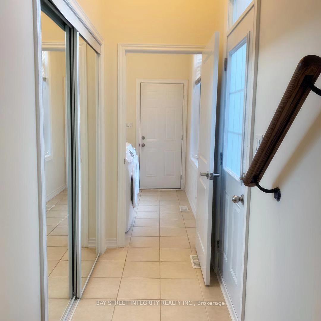 Photo 22 of 213 East's Corners Boulevard, Vaughan, Kleinburg — HOMEH