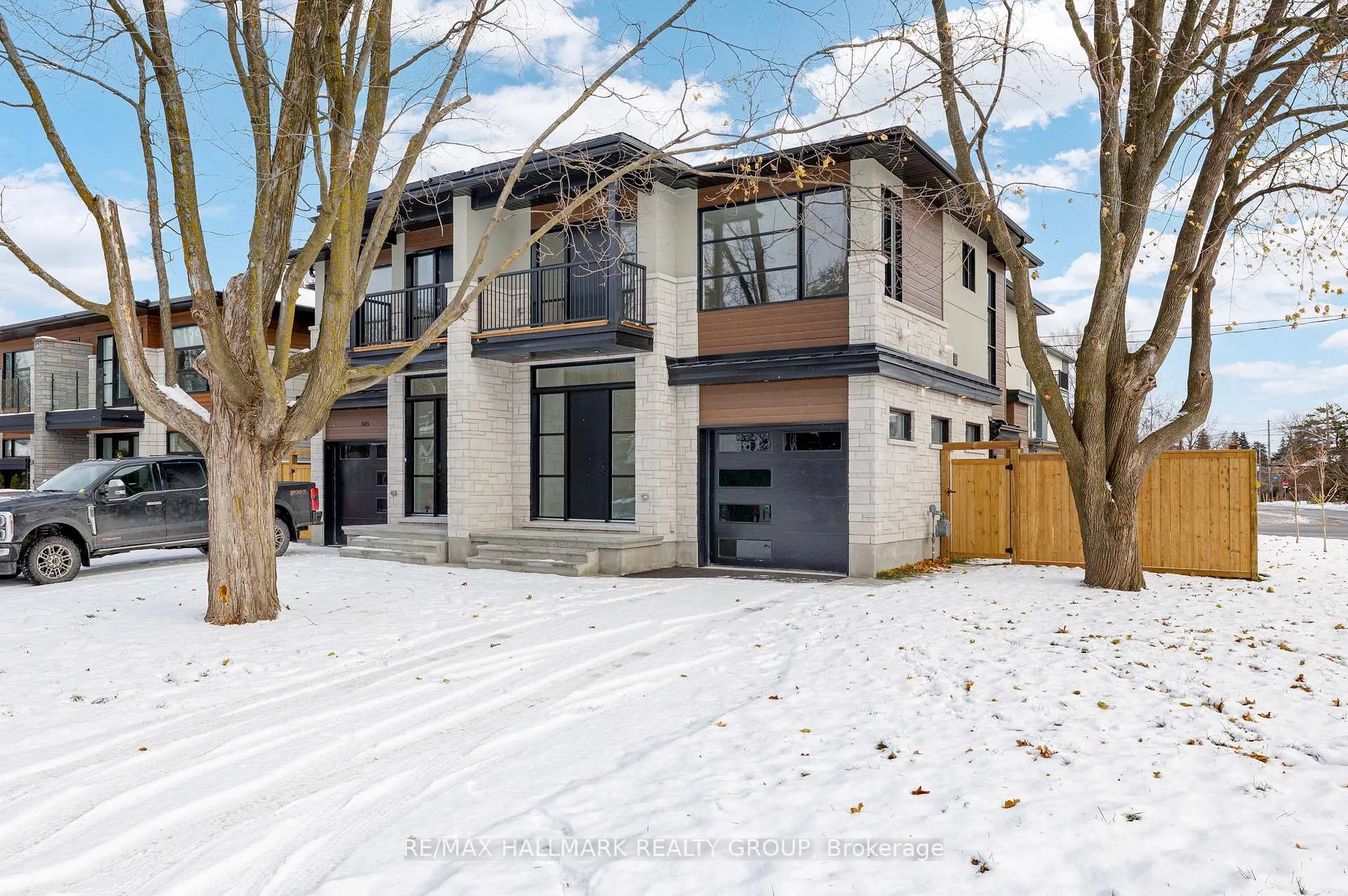 Photo 2 of 505 Dawson Avenue E, Ottawa, Westboro/Hampton Park — HOMEH