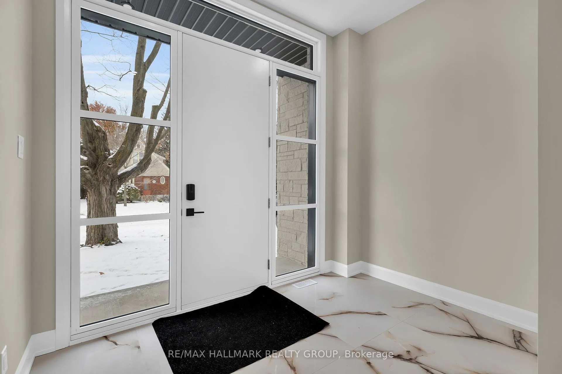 Photo 3 of 505 Dawson Avenue E, Ottawa, Westboro/Hampton Park — HOMEH