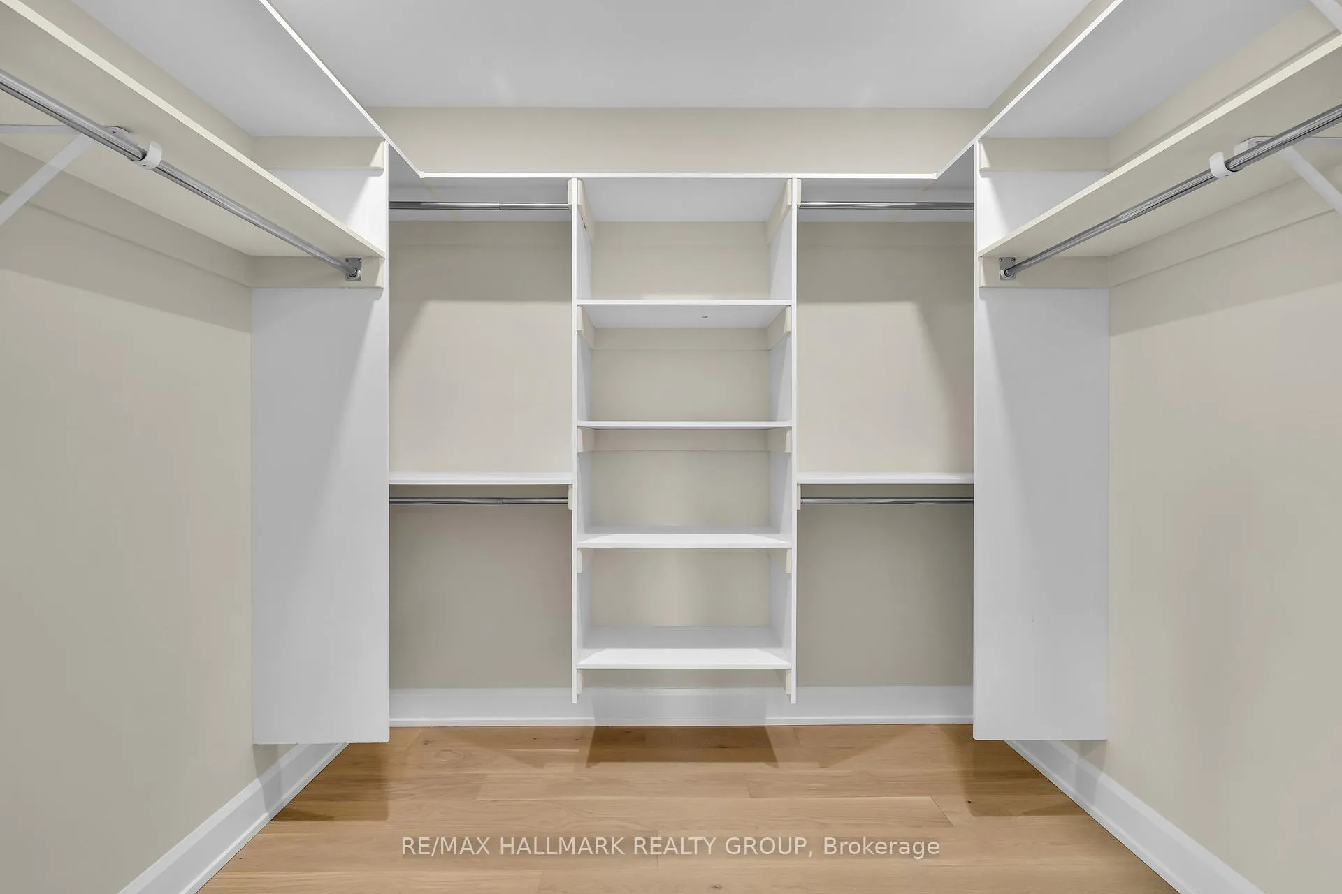 Photo 25 of 505 Dawson Avenue E, Ottawa, Westboro/Hampton Park — HOMEH