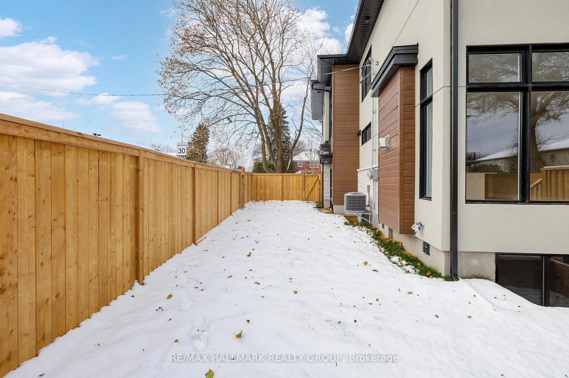 Photo 31 of 505 Dawson Avenue E, Ottawa, Westboro/Hampton Park — HOMEH