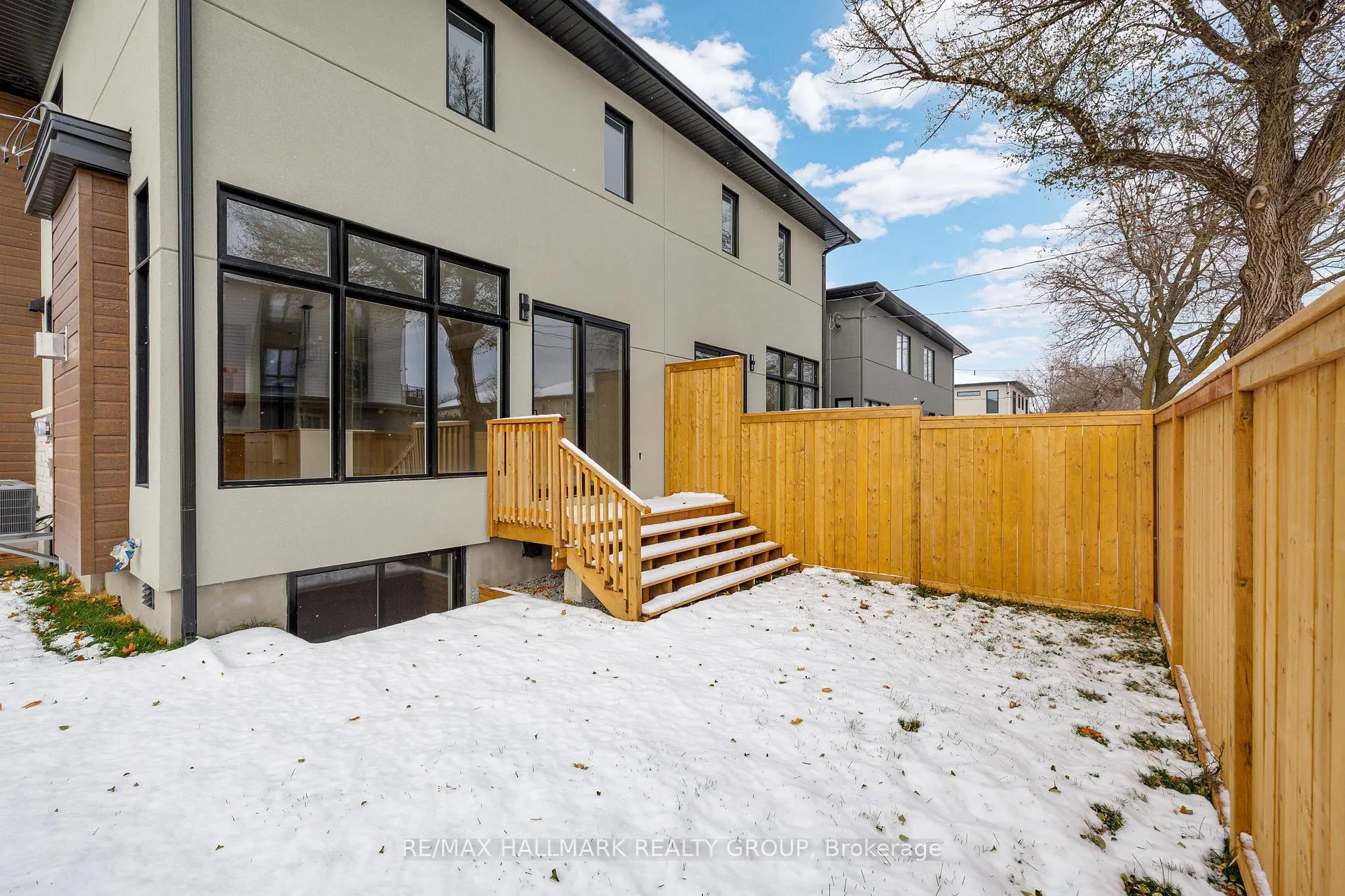 Photo 32 of 505 Dawson Avenue E, Ottawa, Westboro/Hampton Park — HOMEH