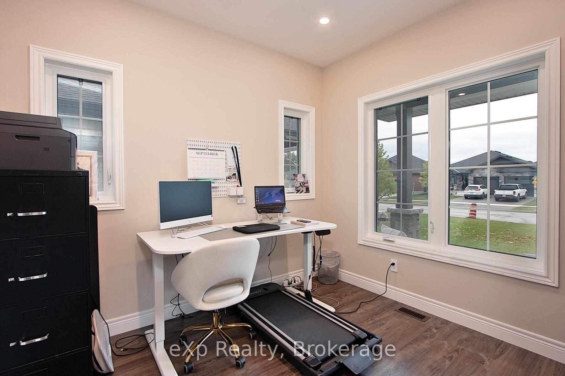 Photo 12 of 208 Duncan Street, West Perth, Mitchell — HOMEH