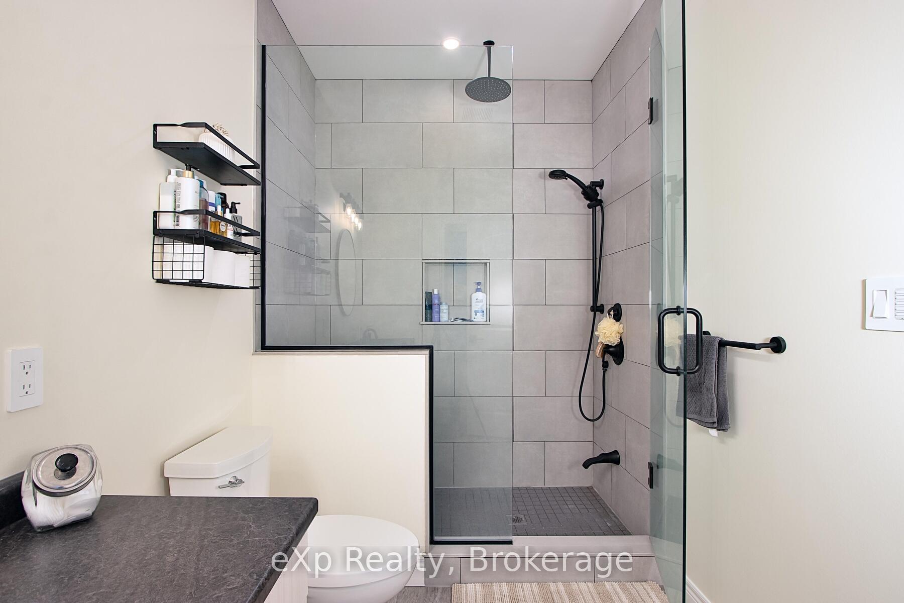 Photo 18 of 208 Duncan Street, West Perth, Mitchell — HOMEH