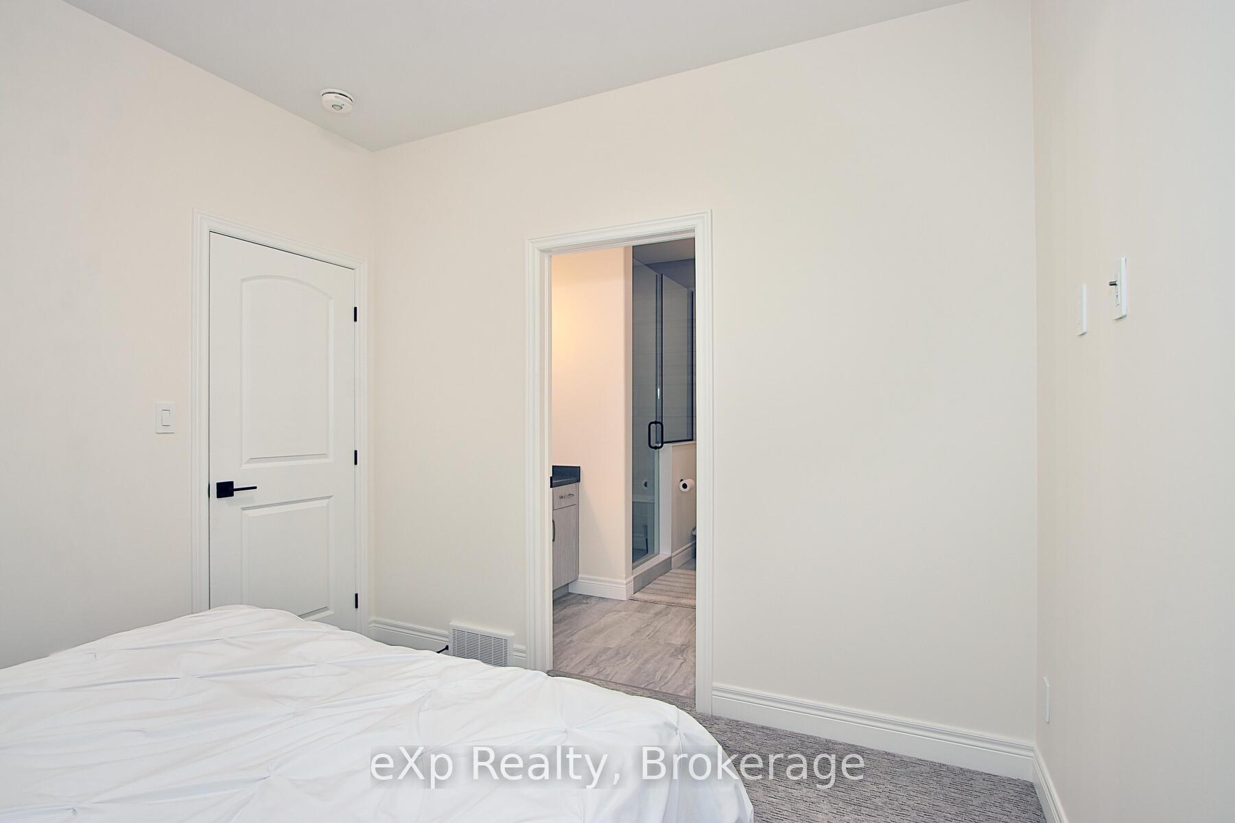 Photo 20 of 208 Duncan Street, West Perth, Mitchell — HOMEH