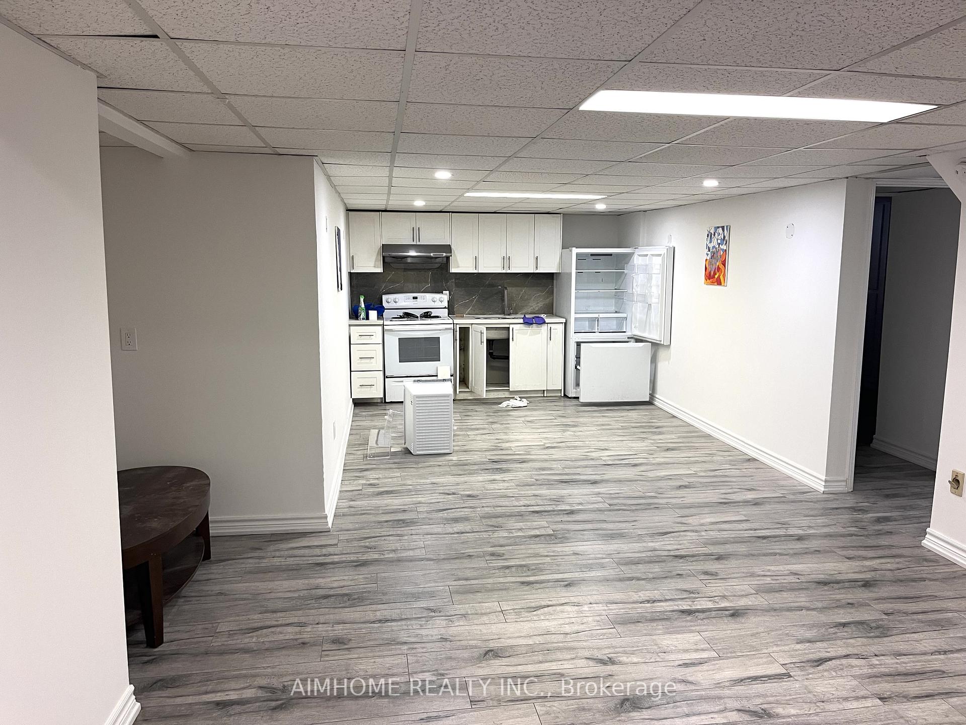 Photo 2 of 53 Spring Gate Boulevard, Vaughan, Crestwood-Springfarm-Yorkhill — HOMEH