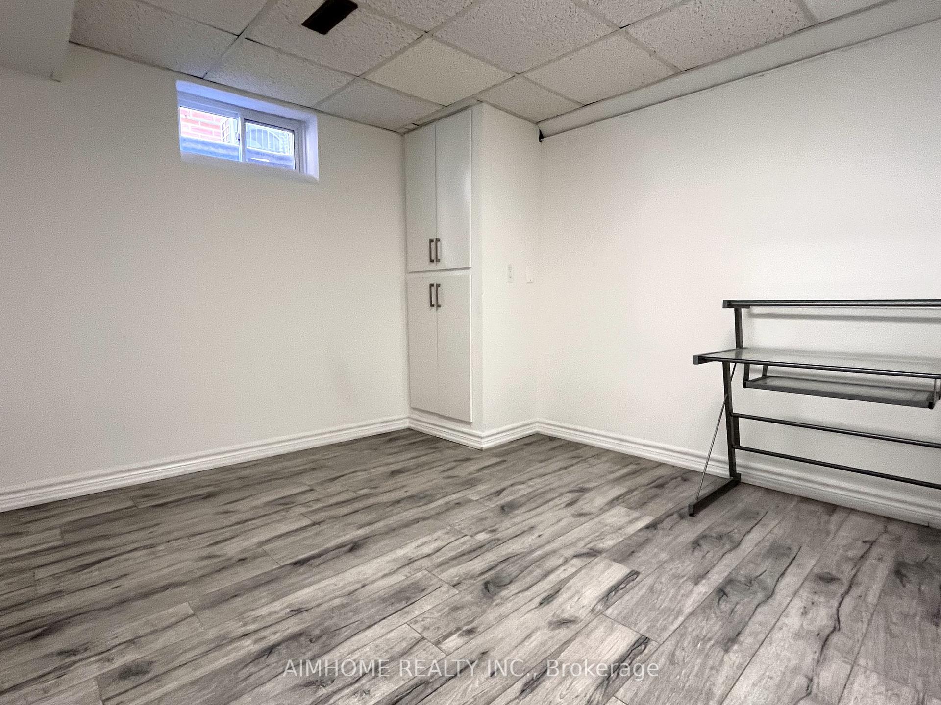 Photo 9 of 53 Spring Gate Boulevard, Vaughan, Crestwood-Springfarm-Yorkhill — HOMEH